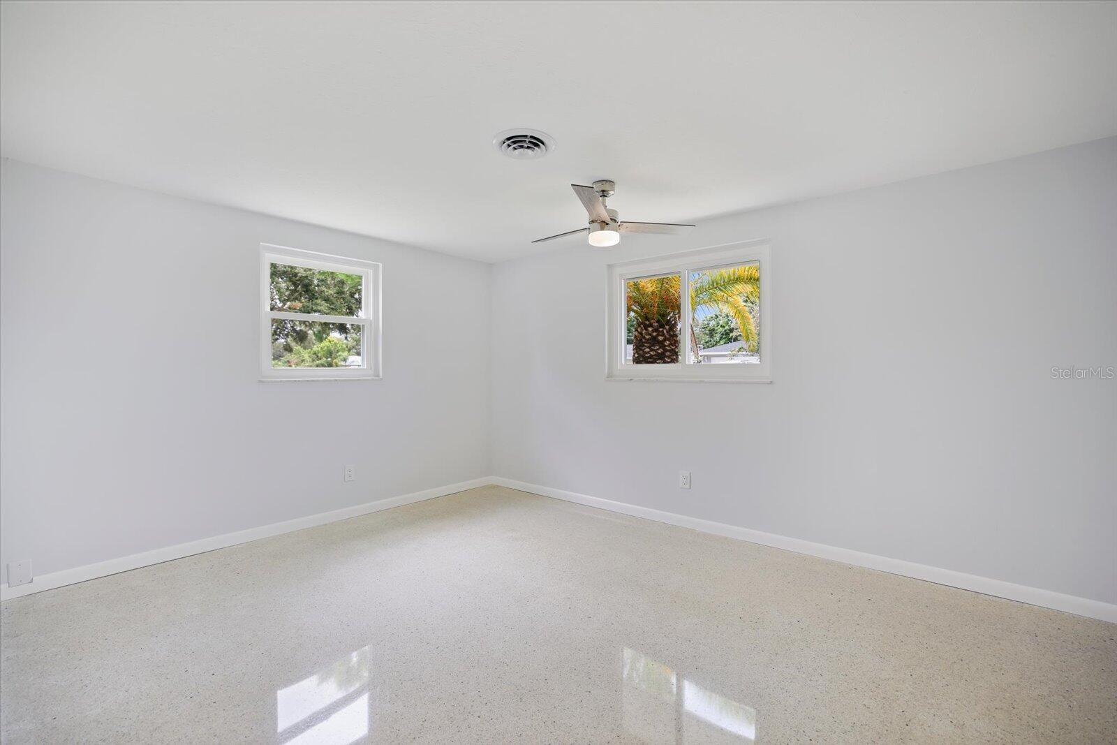 3485 Roslyn Rd Property Photo 14