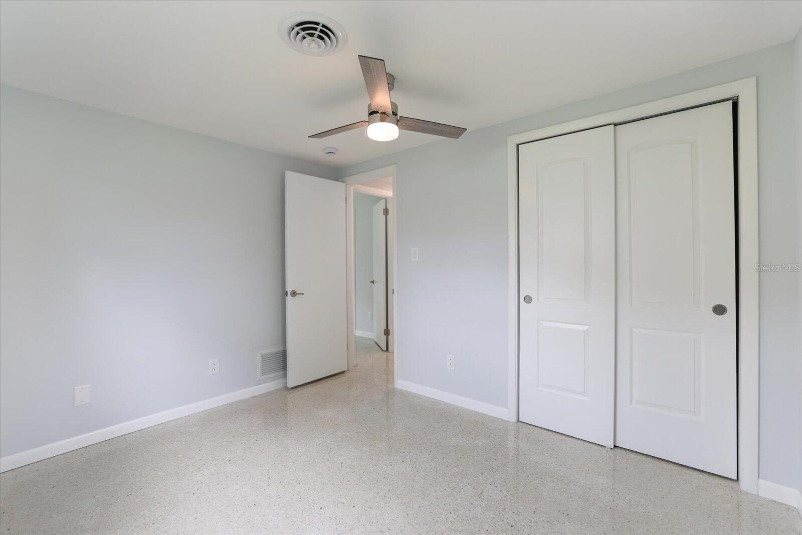 3485 Roslyn Rd Property Photo 17