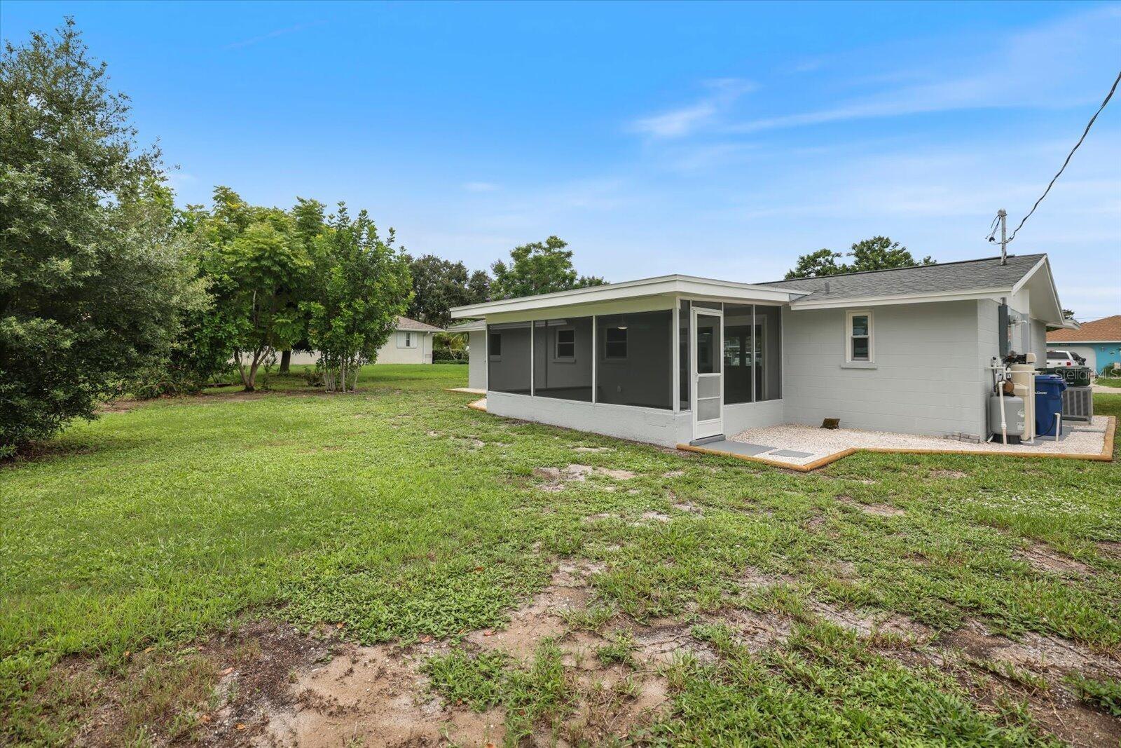 3485 Roslyn Rd Property Photo 24