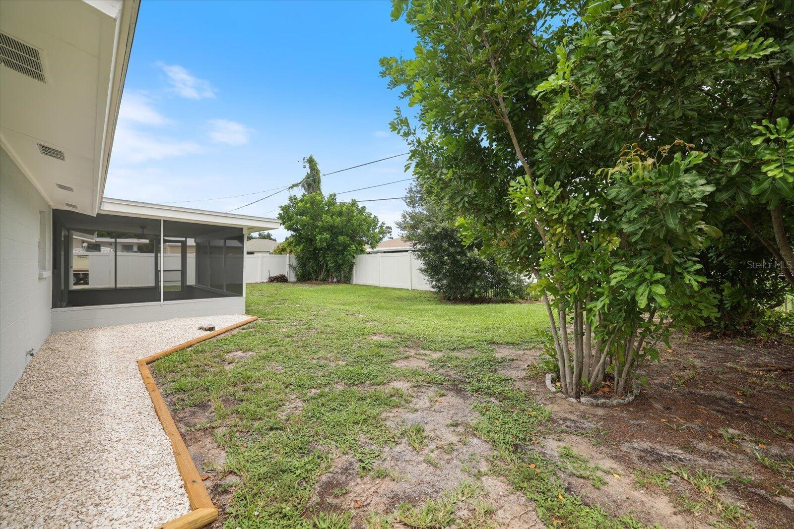 3485 Roslyn Rd Property Photo 26