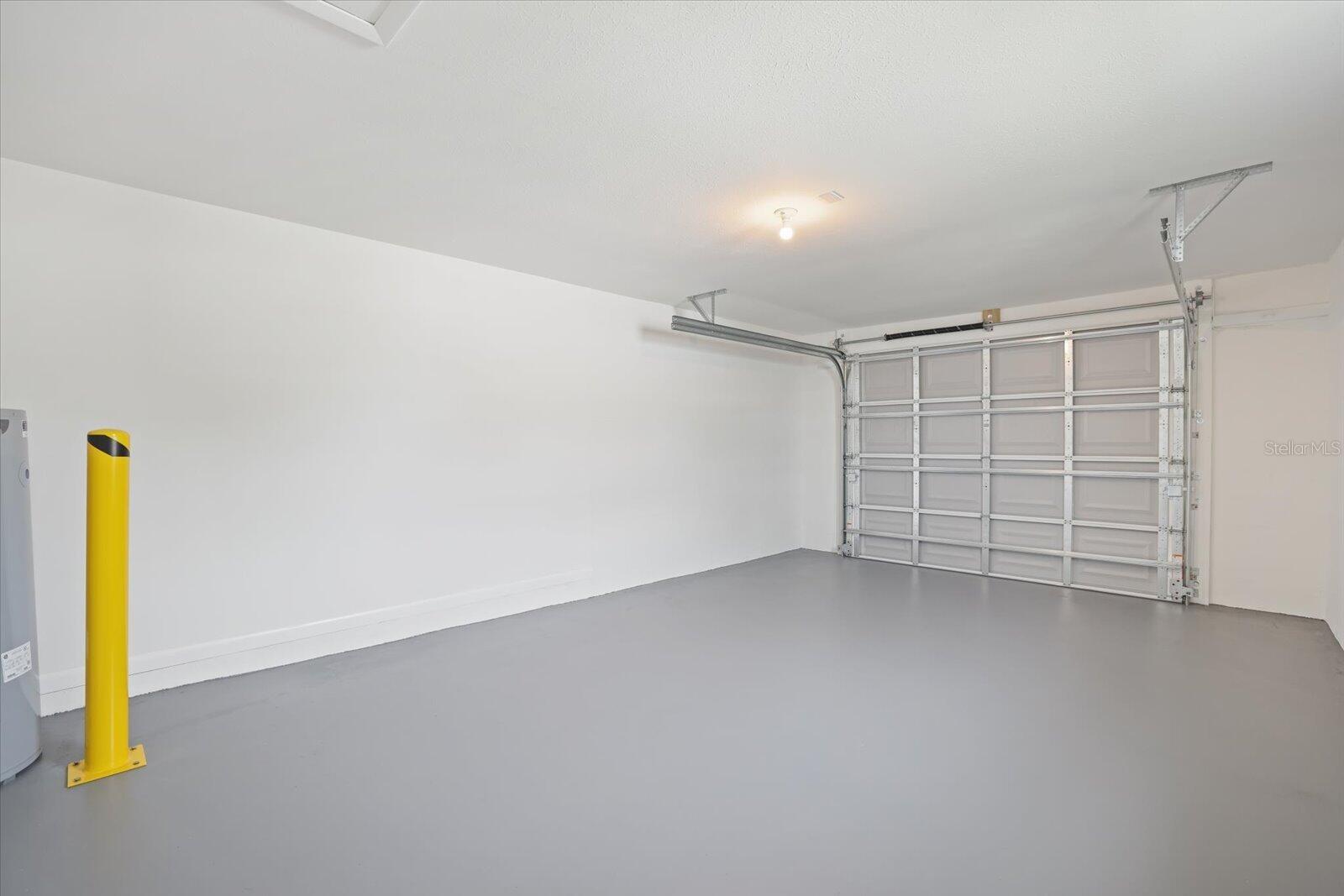 3485 Roslyn Rd Property Photo 27