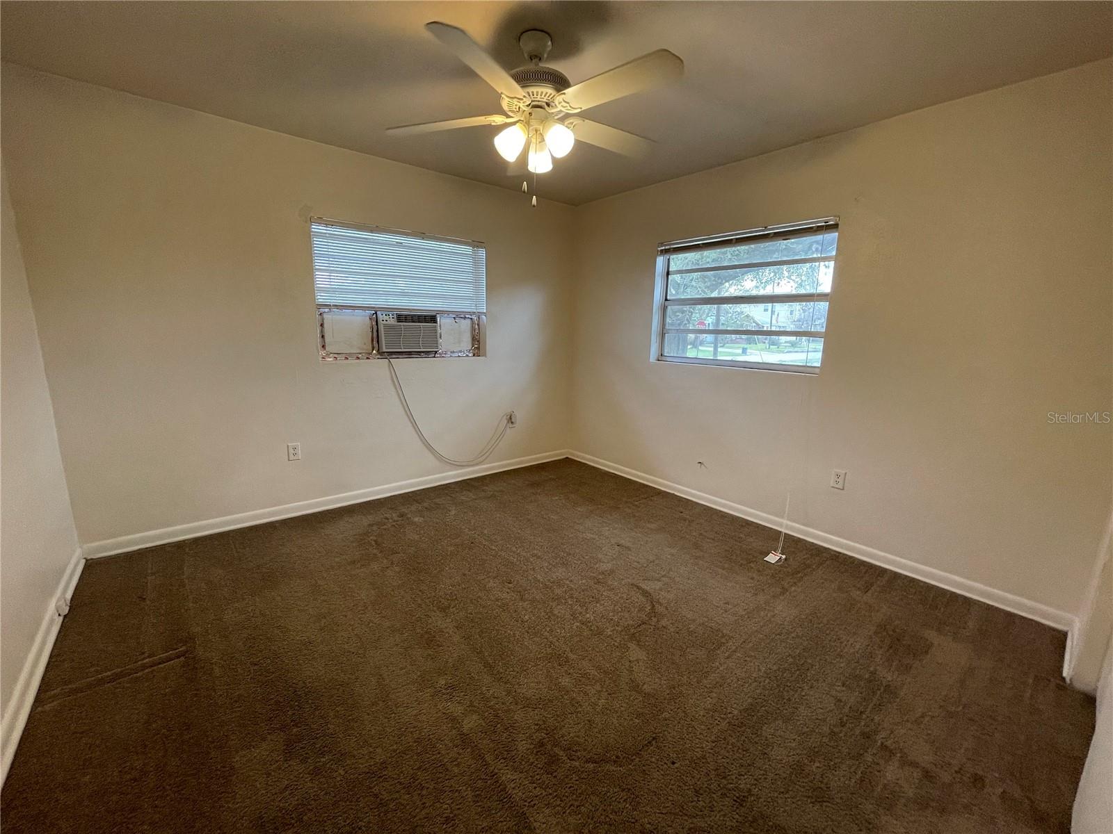 1600 Indiana Ave Property Photo 5