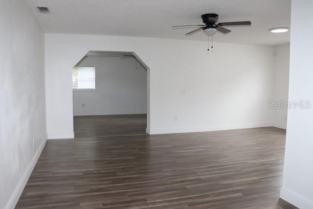 2113 La Due Ct Property Photo 4