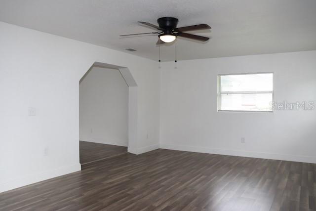 2113 La Due Ct Property Photo 11