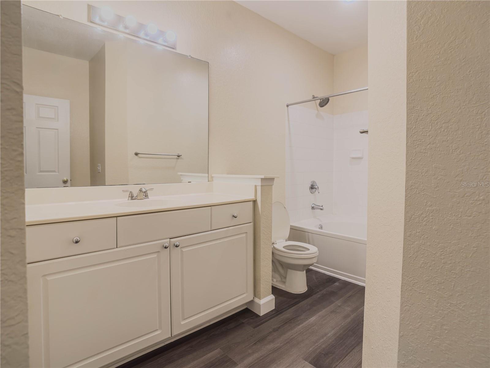 2226 Arbor Lakes Cir Property Photo 18