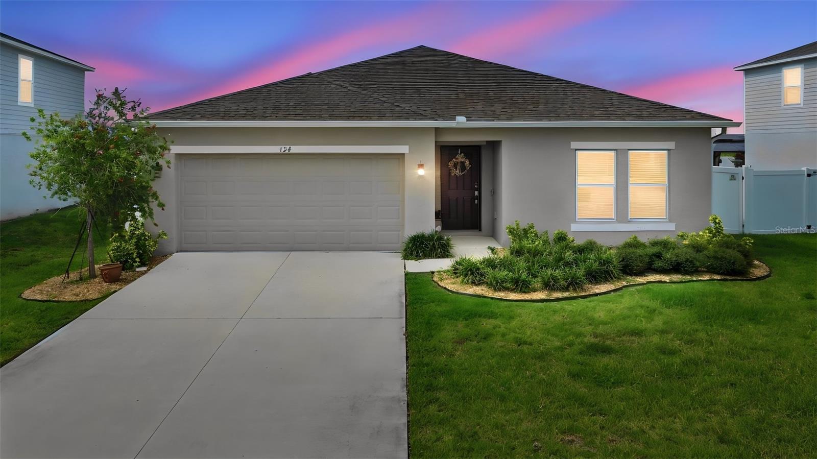 124 Citrine Loop Property Photo 1