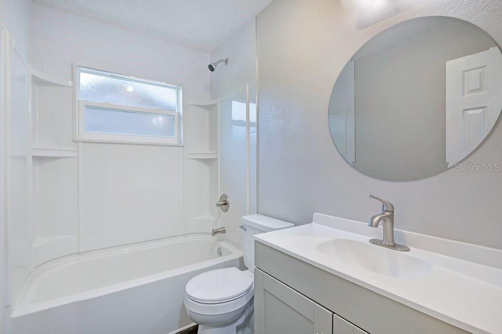 156 Lake Dr Property Photo 18