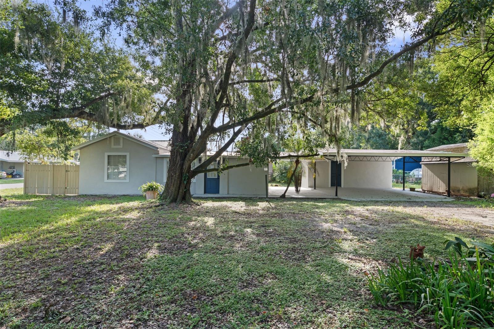 929 Adrian Ct Property Photo 6