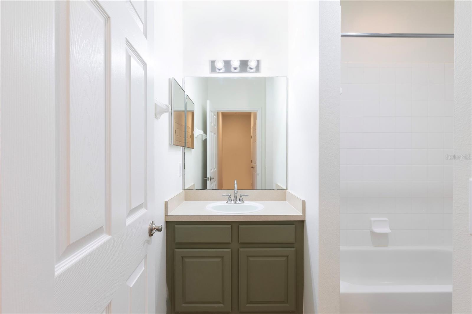 1003 Juel St Property Photo 17