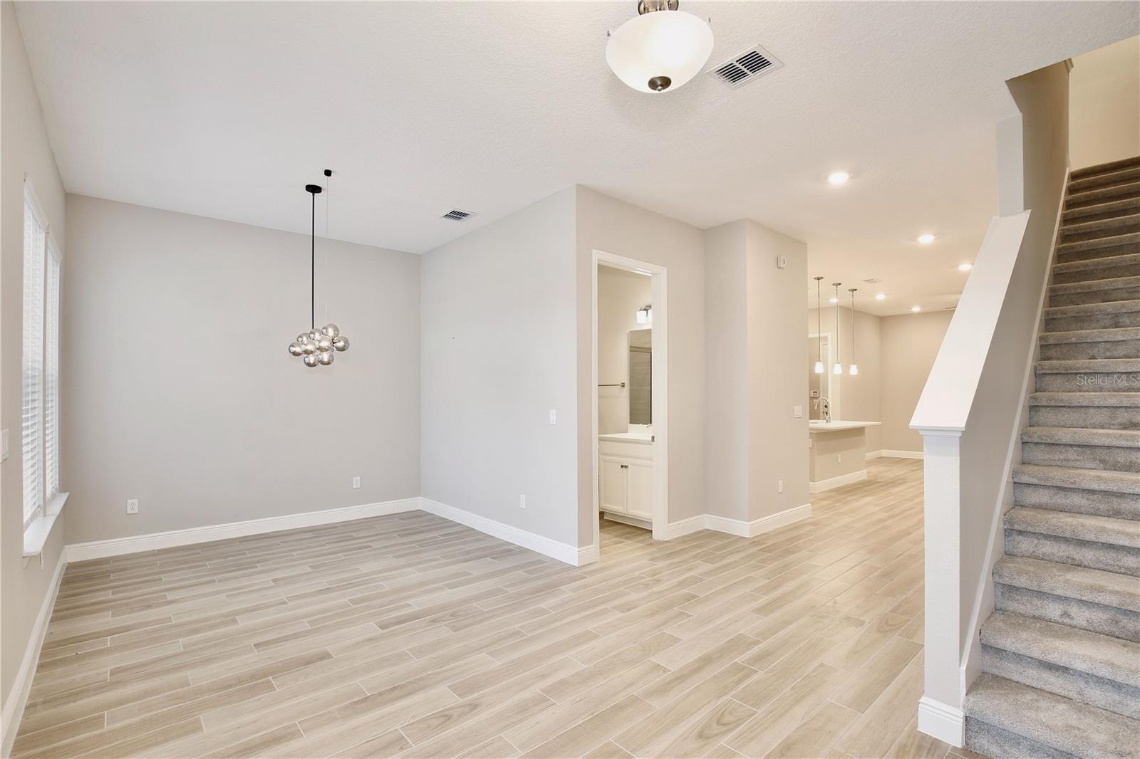 6491 Cyrils Dr Property Photo 3