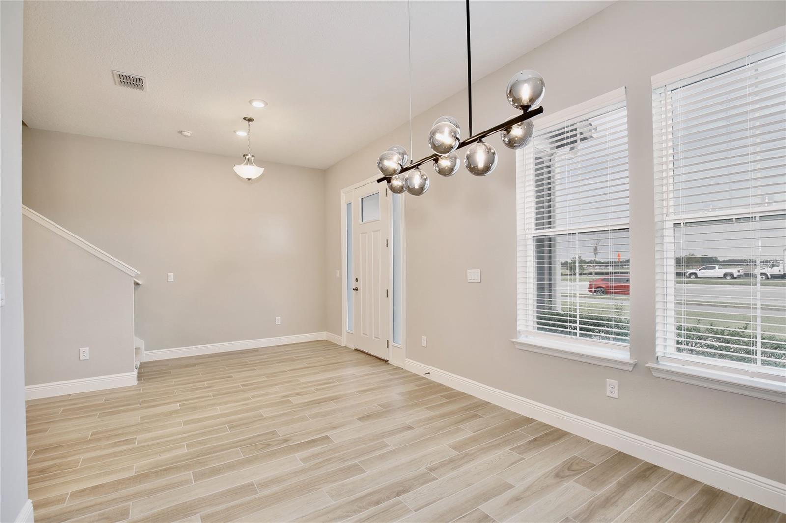 6491 Cyrils Dr Property Photo 4