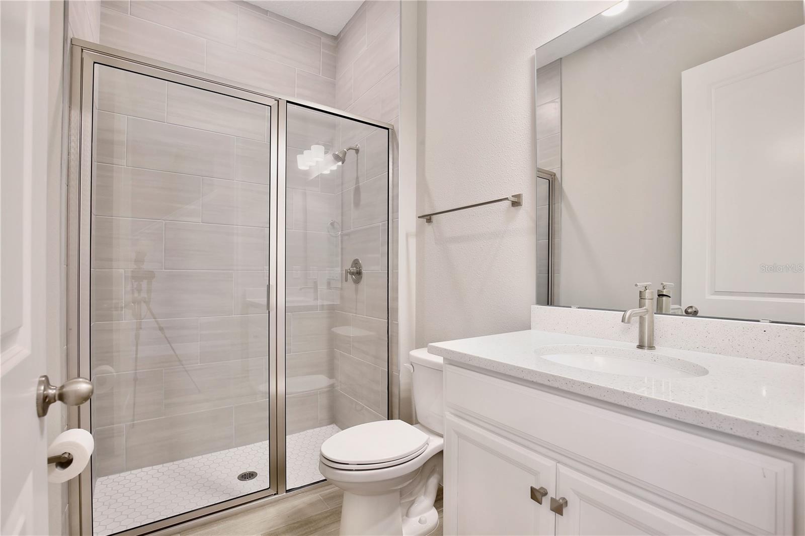 6491 Cyrils Dr Property Photo 10