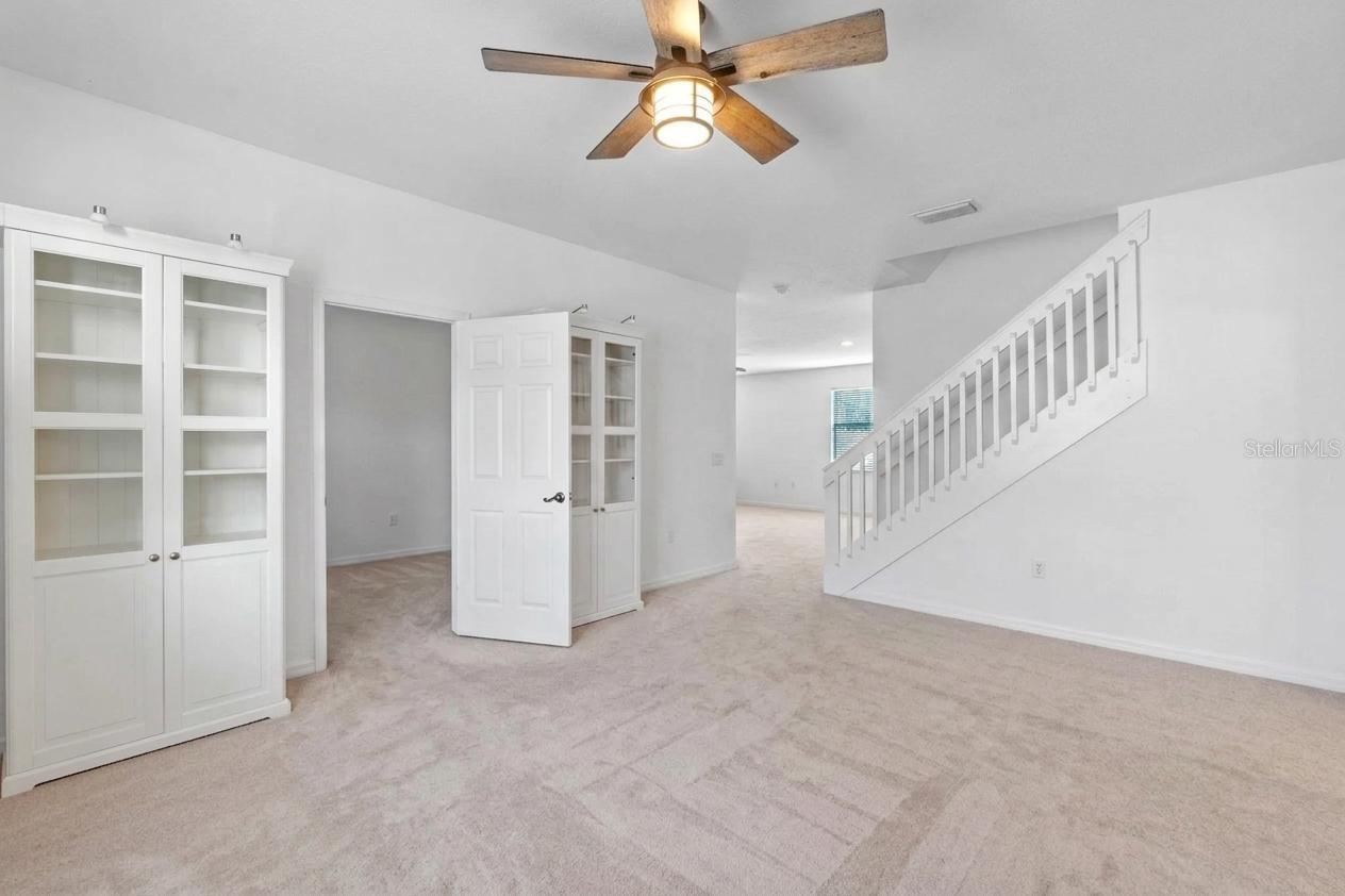16021 Champlain St Property Photo 12