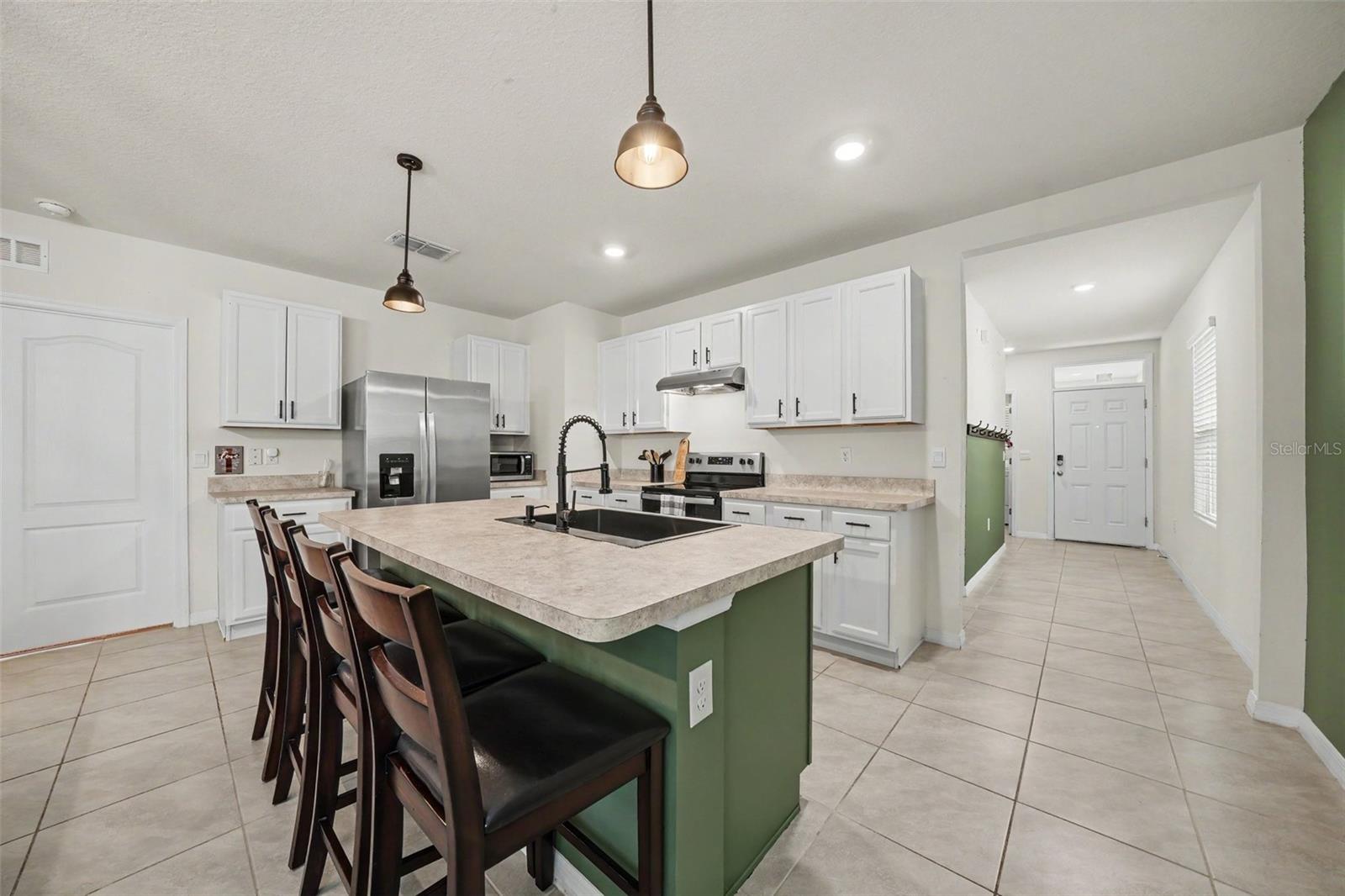 6784 Huntleigh Hammock Rd Property Photo 8