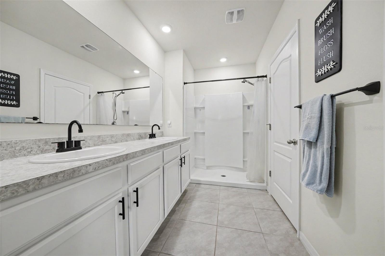 6784 Huntleigh Hammock Rd Property Photo 17