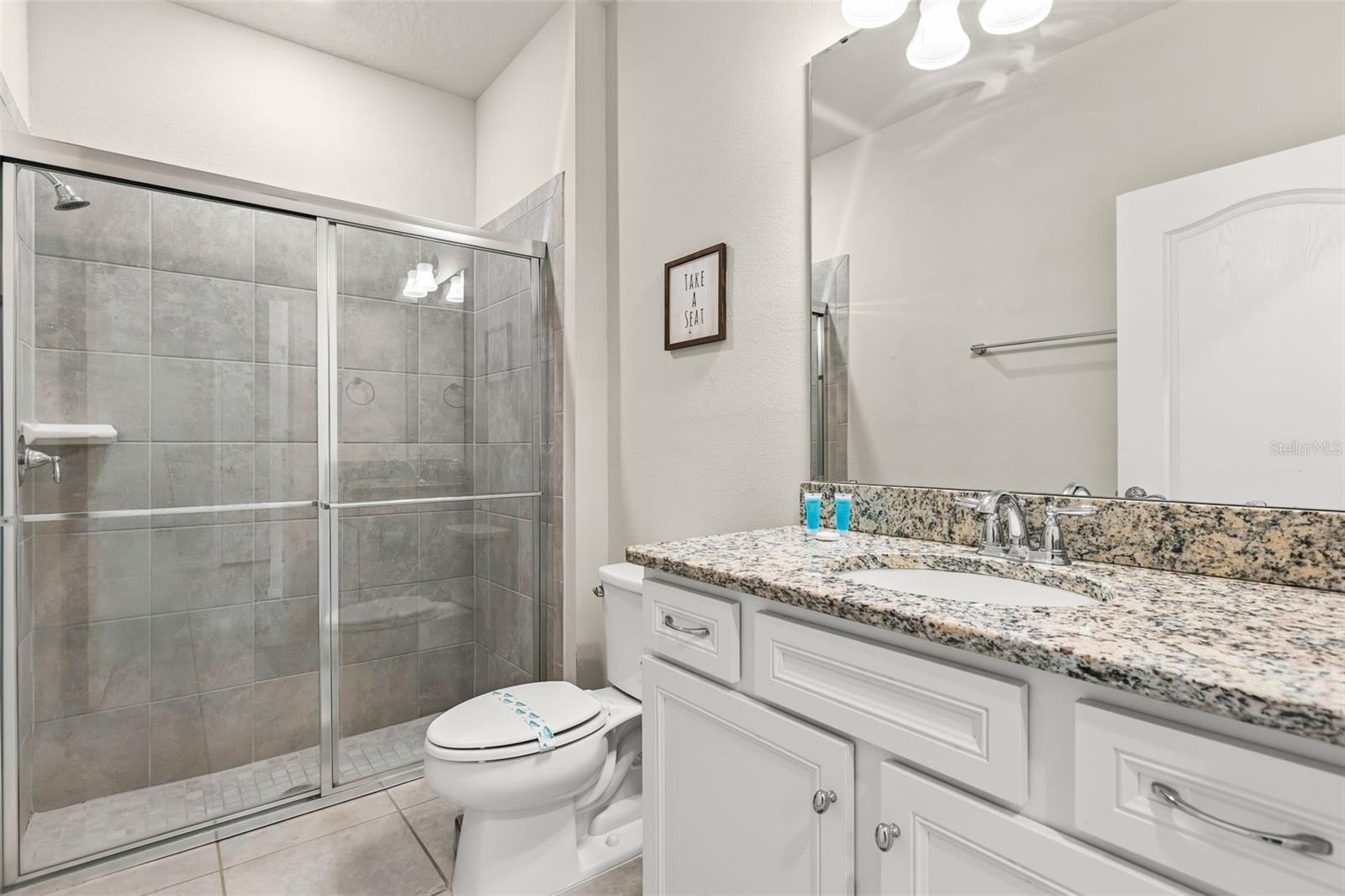7147 Oakmoss Loop Property Photo 15