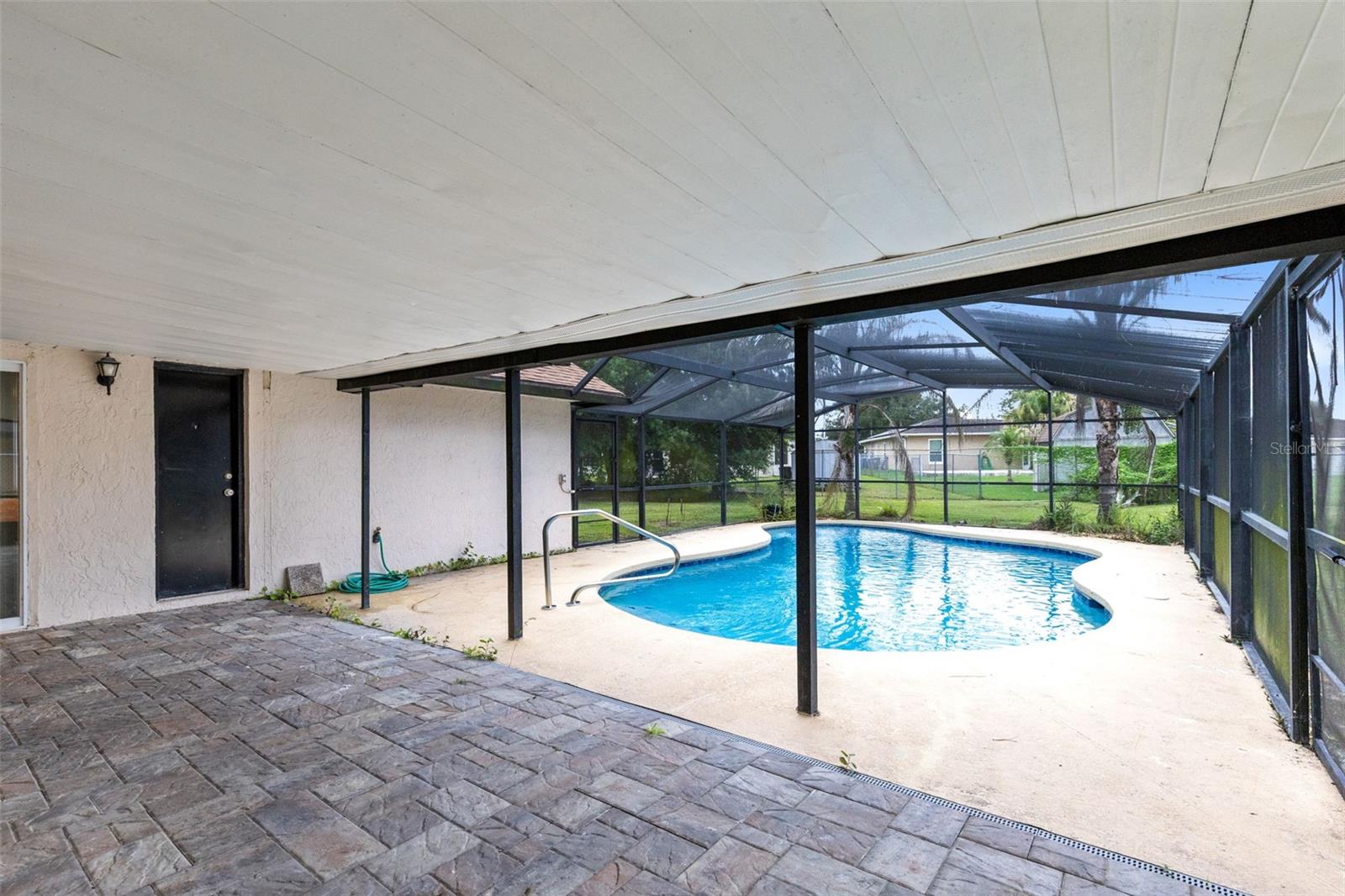 1025 Derbyshire Dr Property Photo 15