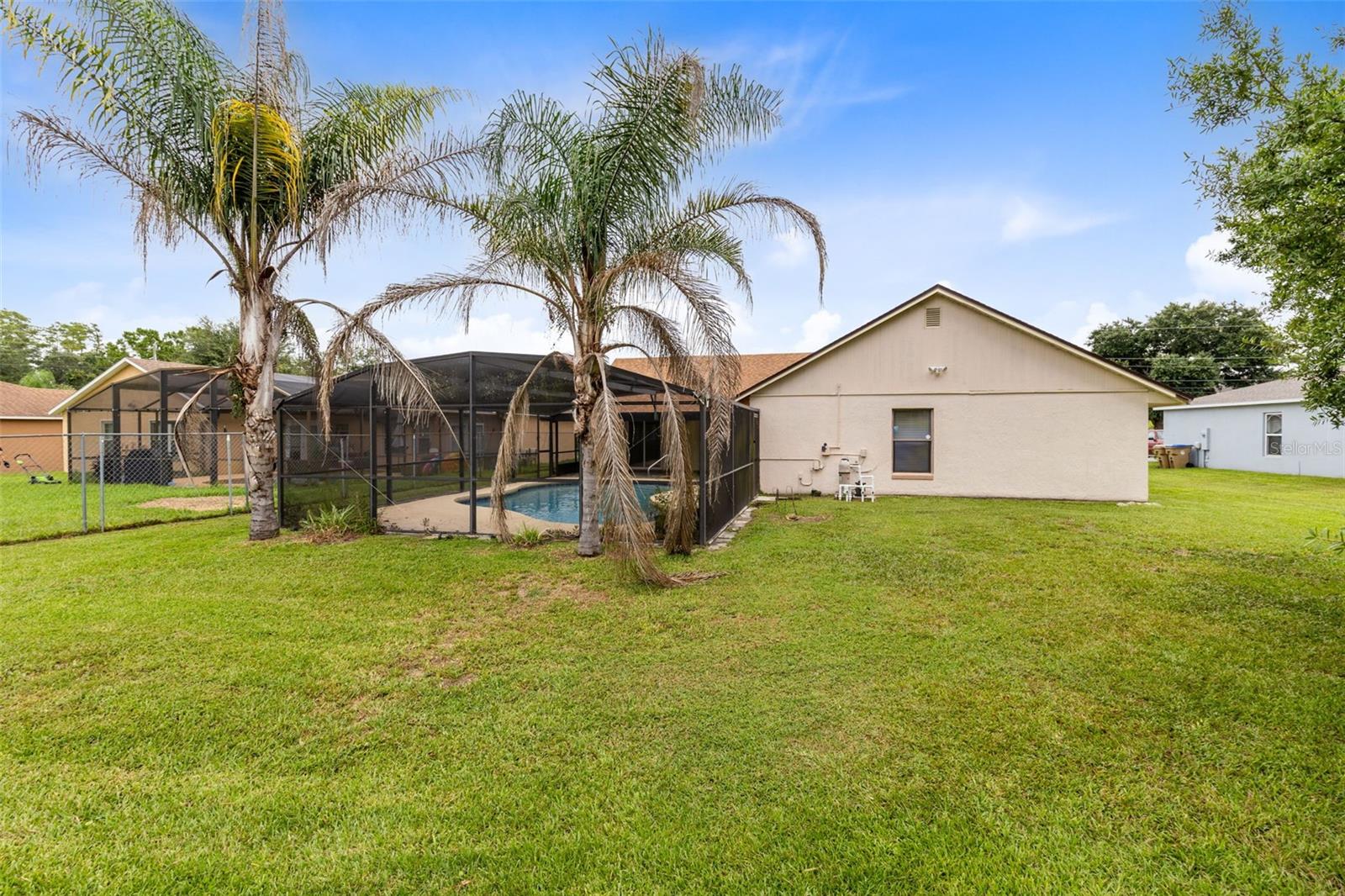 1025 Derbyshire Dr Property Photo 27
