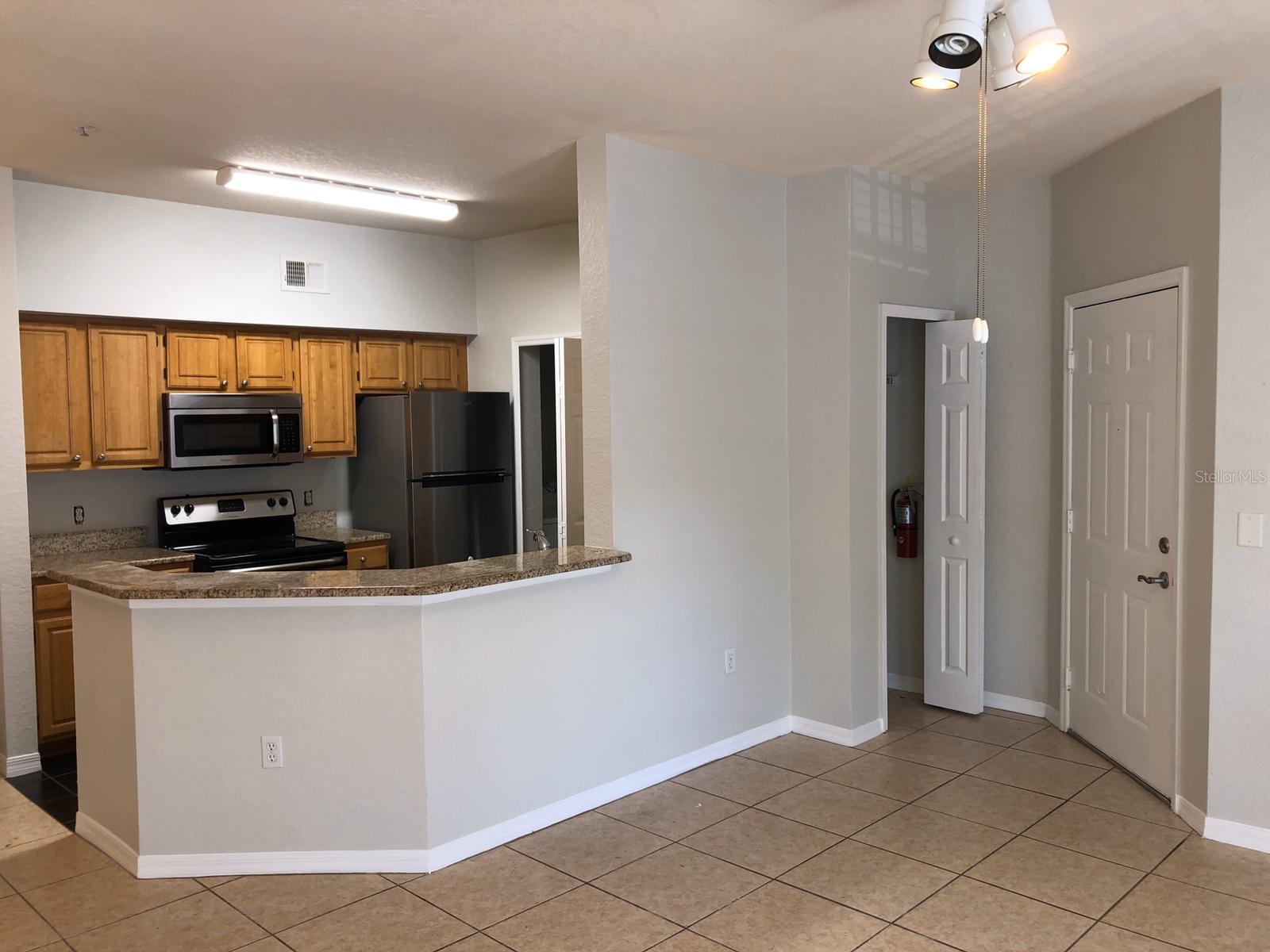5959 Westgate Dr #1526 Property Photo 5