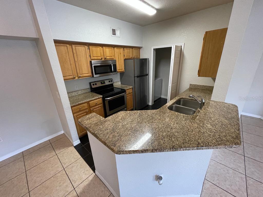 5959 Westgate Dr #1526 Property Photo 10