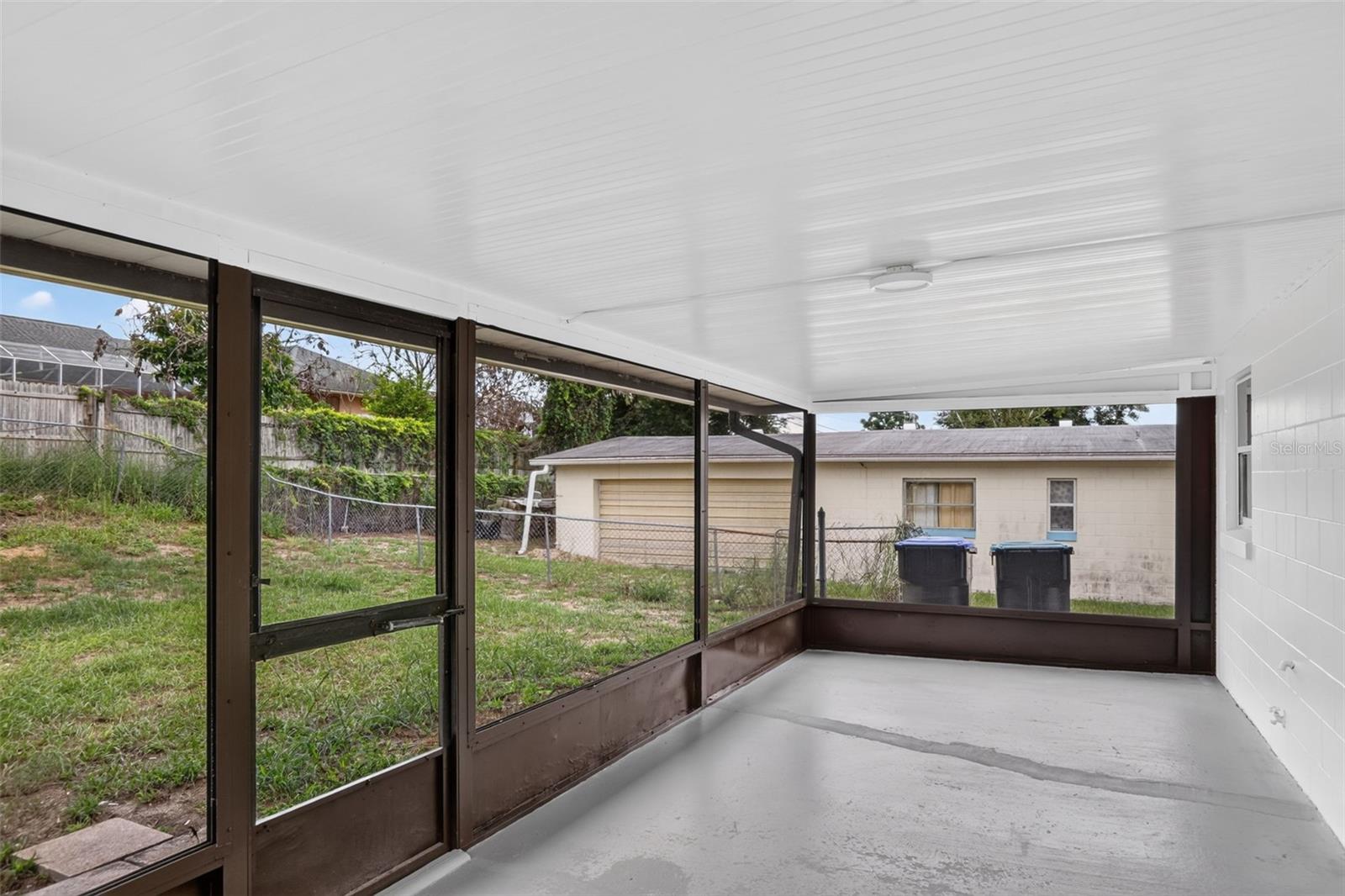 3413 Paris Pl Property Photo 17