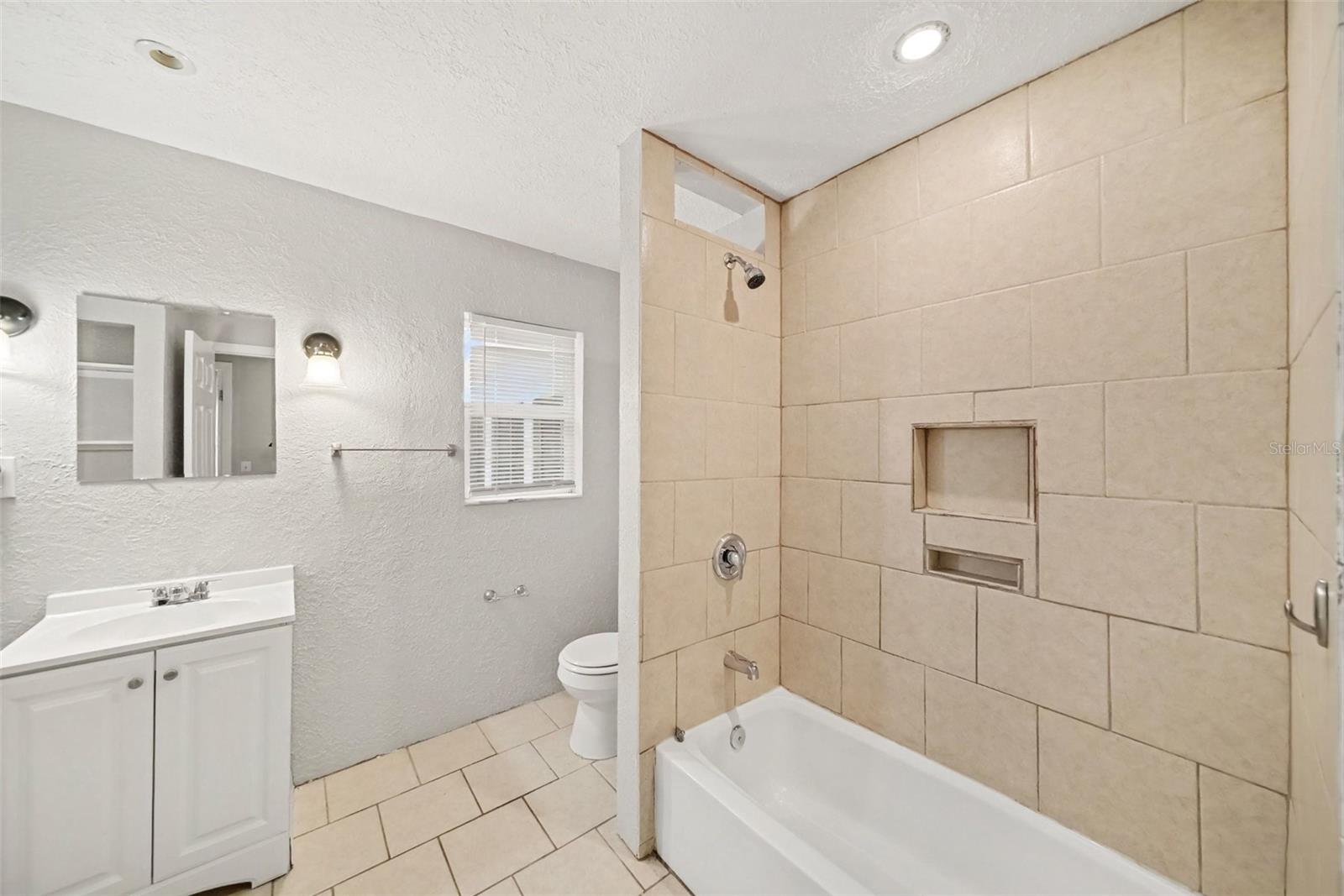 6925 Treehaven Dr Property Photo 22
