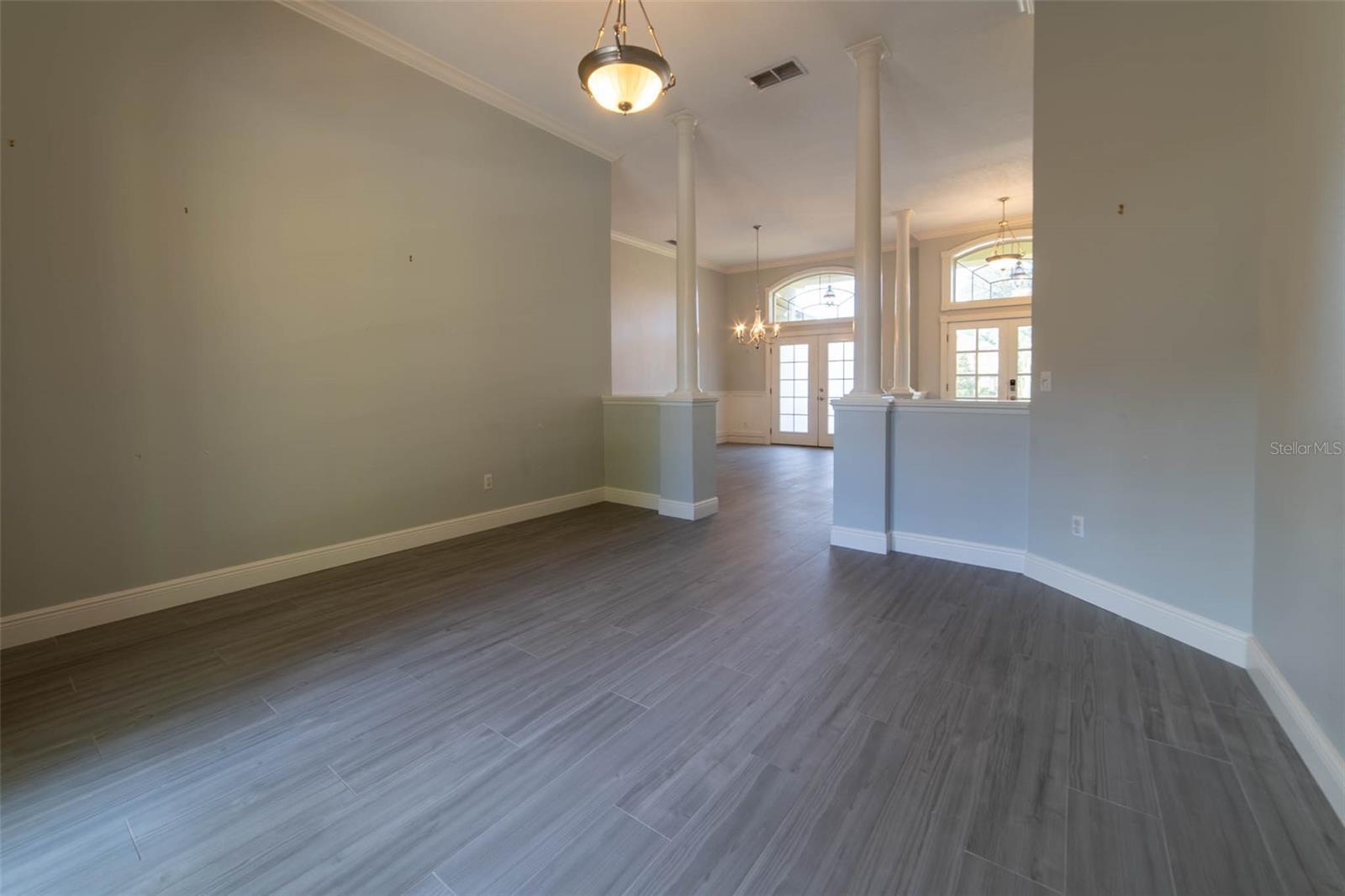 O6431729 Property Photo 13