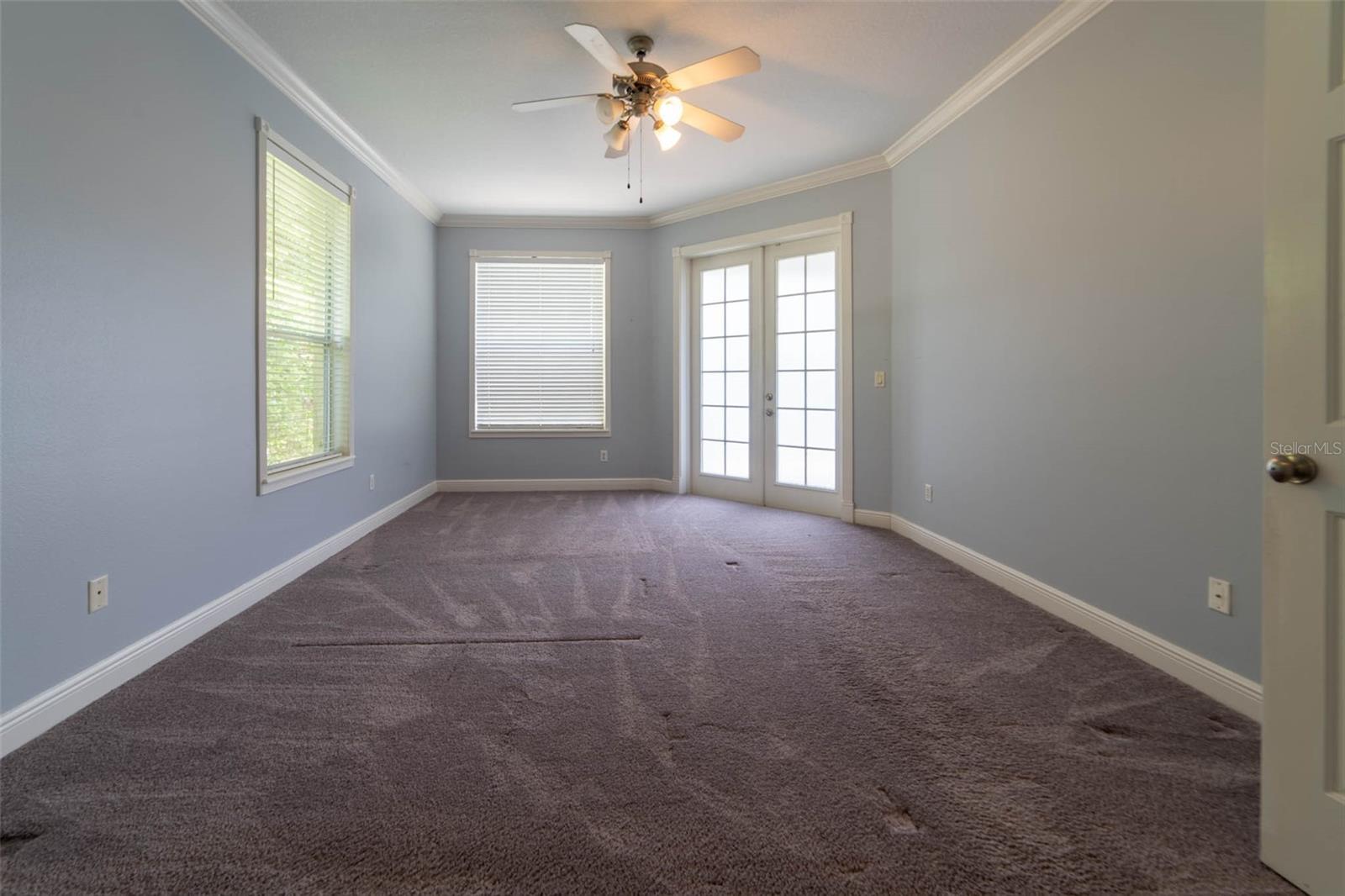 O6431729 Property Photo 15