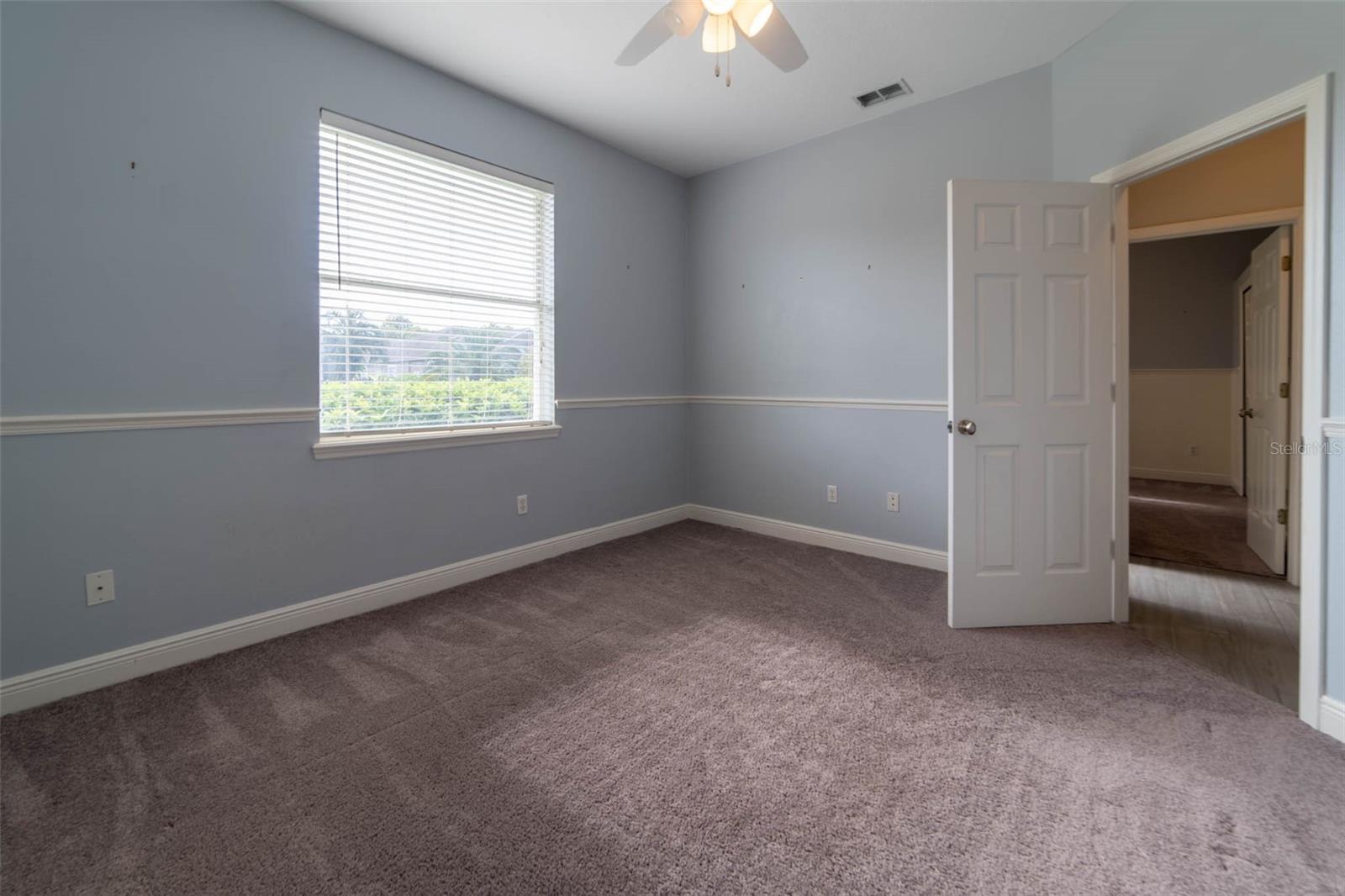 O6431729 Property Photo 28