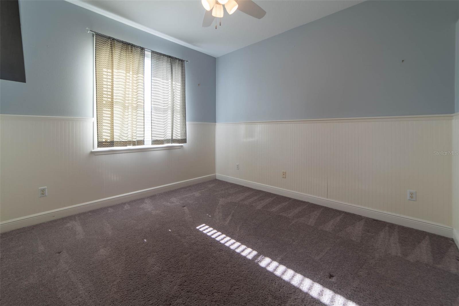 O6431729 Property Photo 31