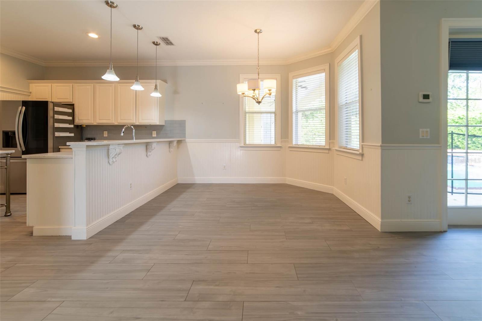 O6431729 Property Photo 33