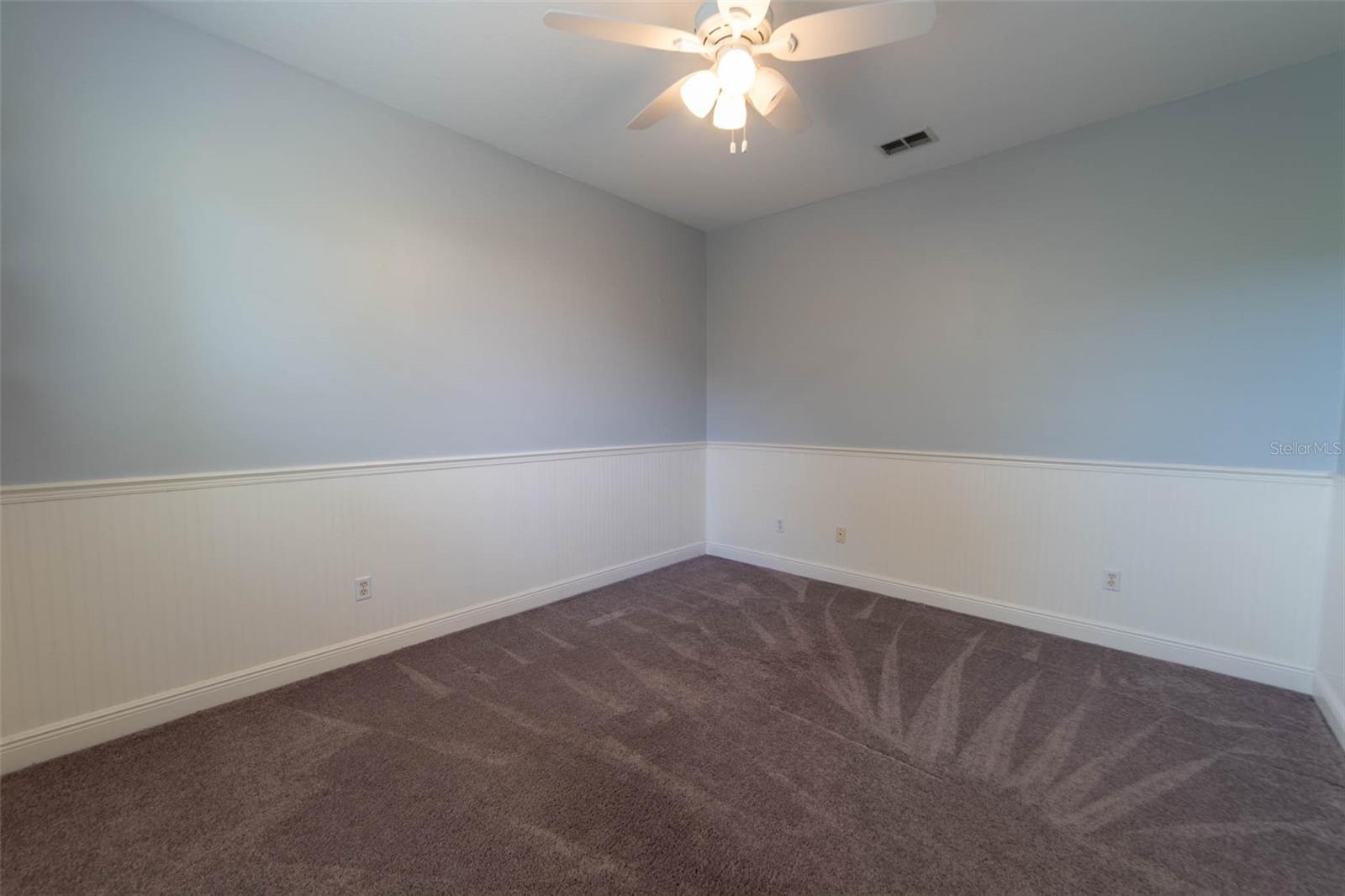 O6431729 Property Photo 43