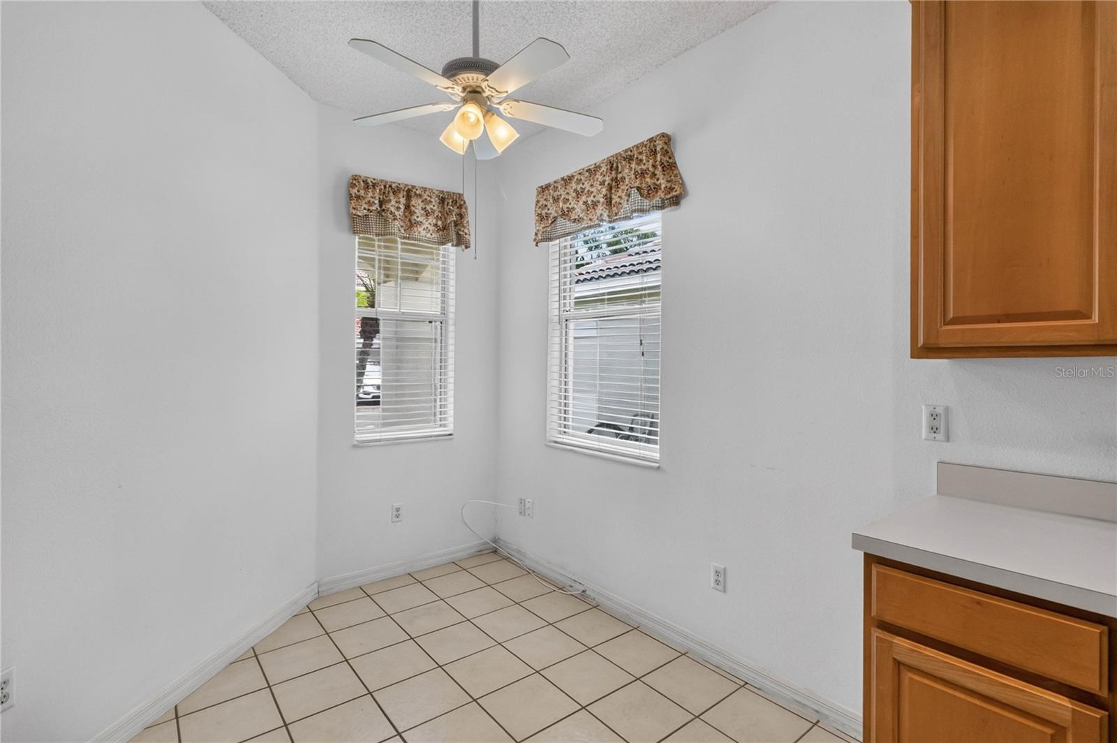 923 Torrey Pine Dr Property Photo 11