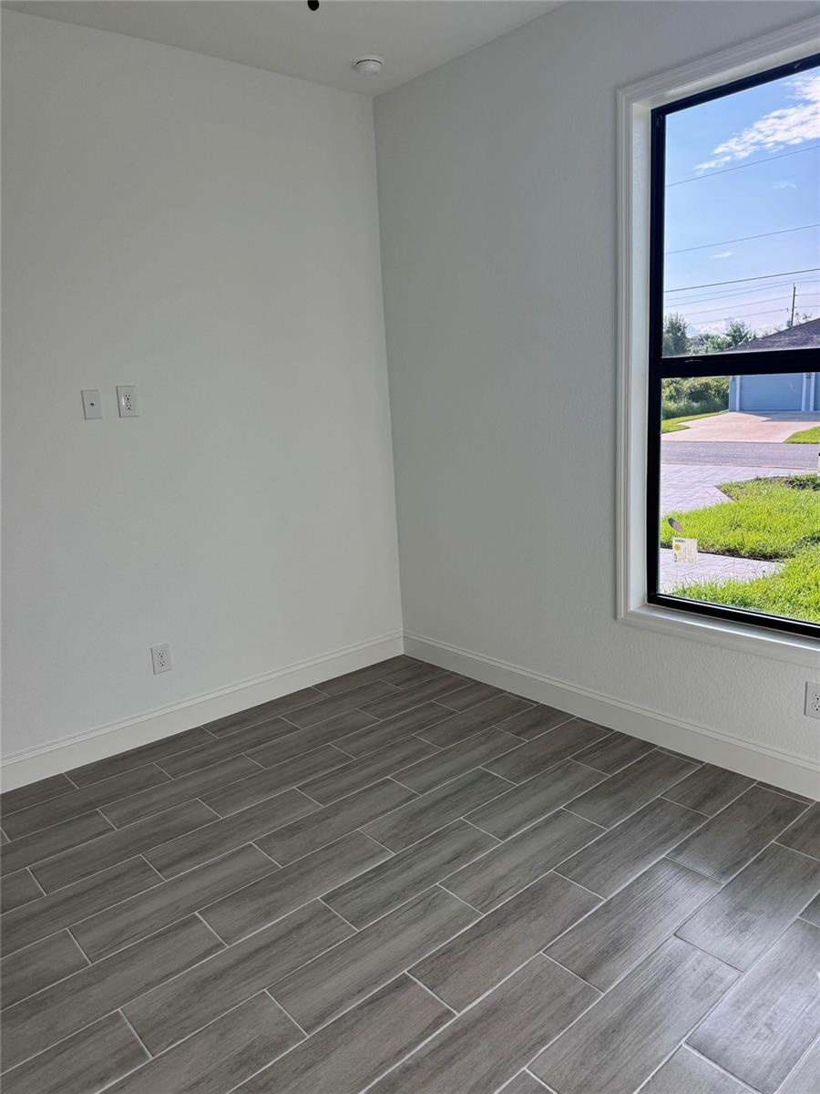 9309 Zorn St Property Photo 19