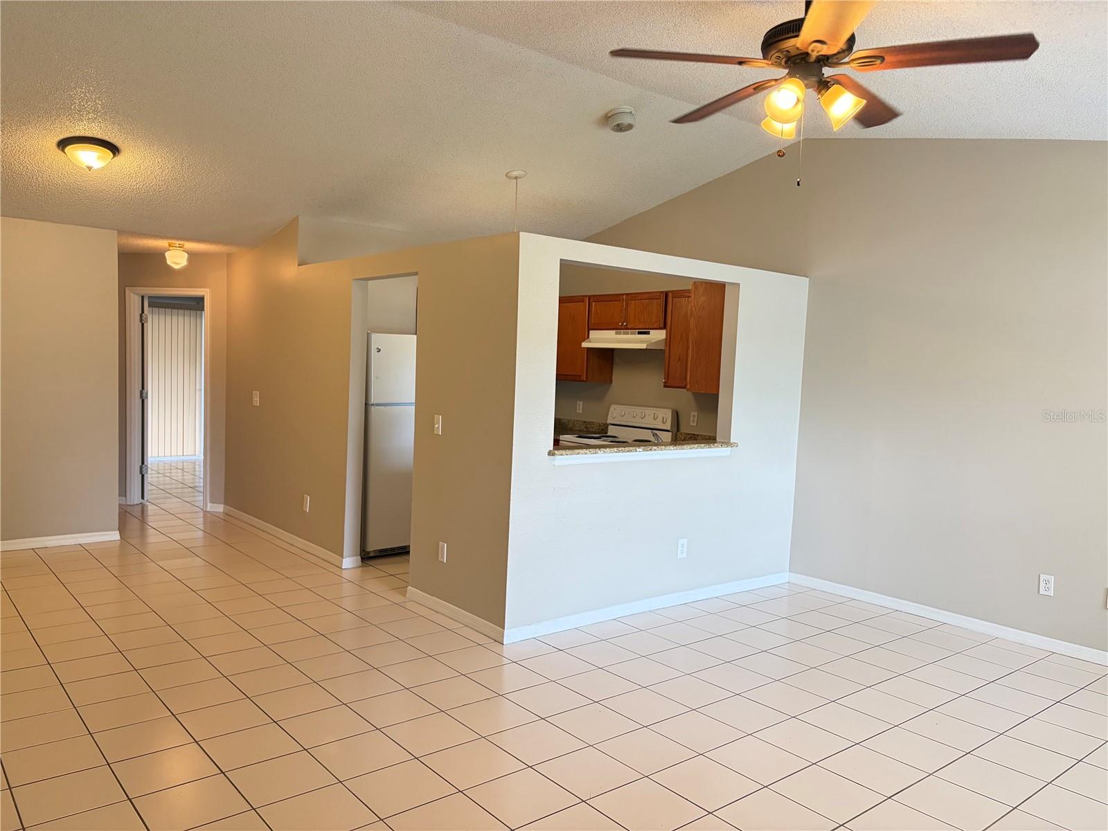1224 Roma Ct Property Photo 2