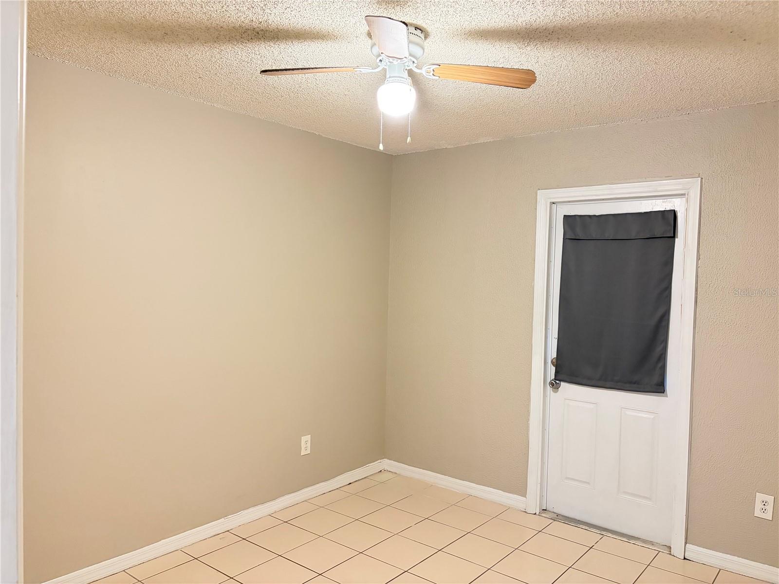 1224 Roma Ct Property Photo 8