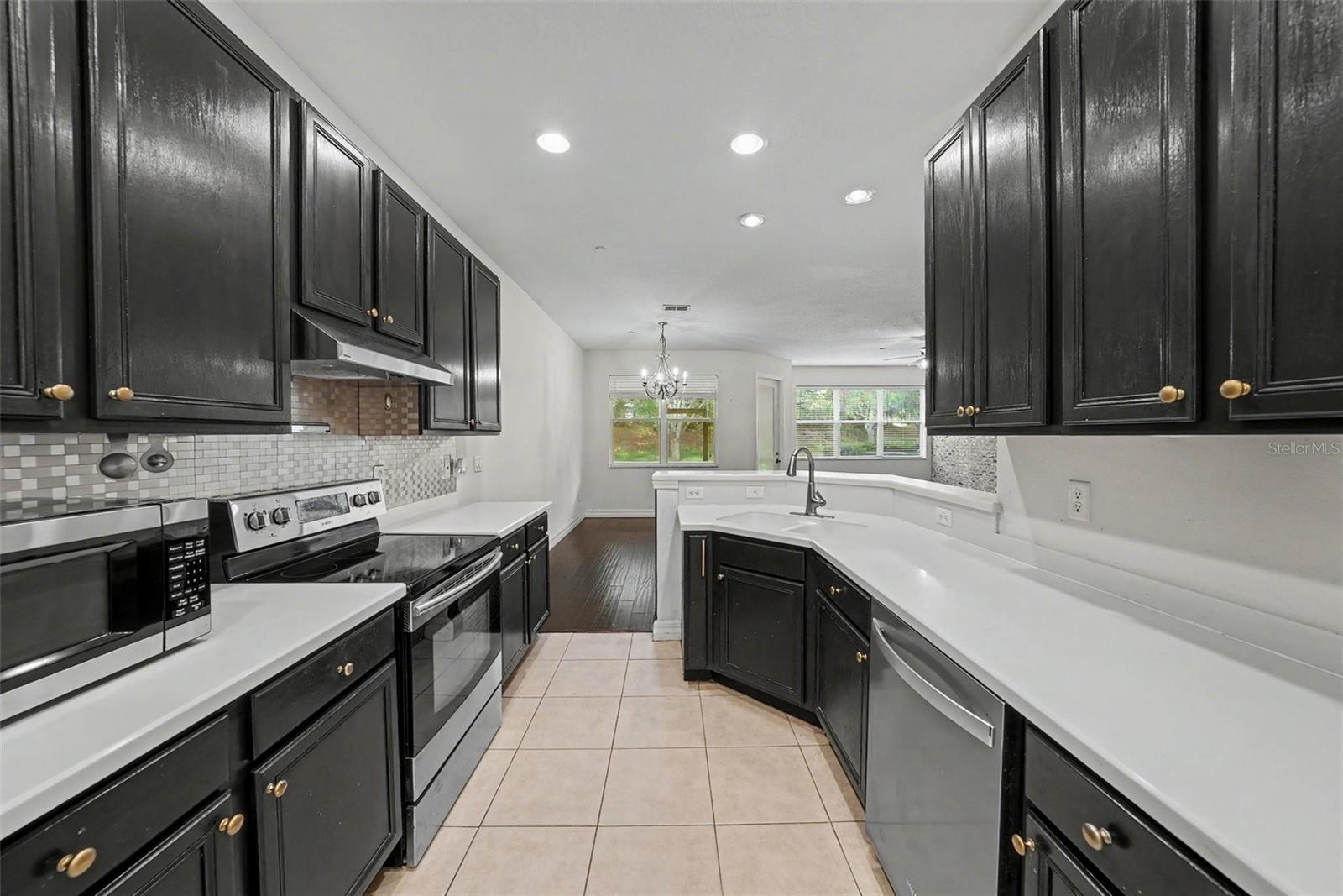7422 Terrace River Dr Property Photo 13