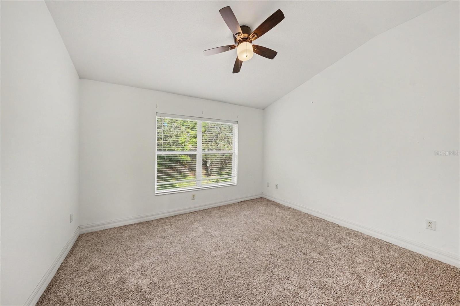 7422 Terrace River Dr Property Photo 22