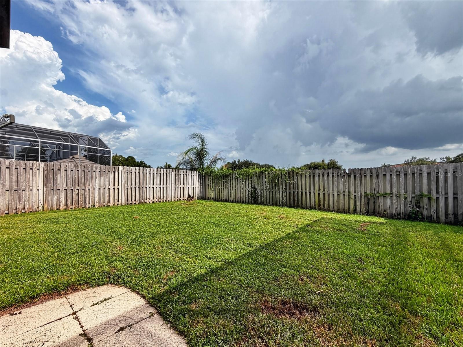 8040 Solitaire Ct Property Photo 46