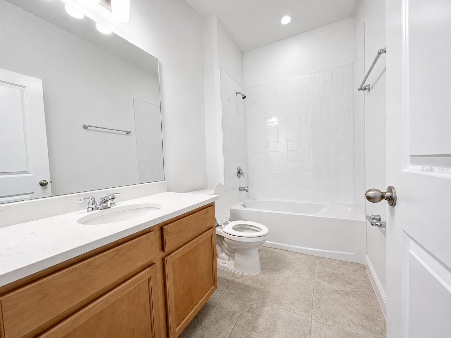 2244 Axel St Property Photo 9