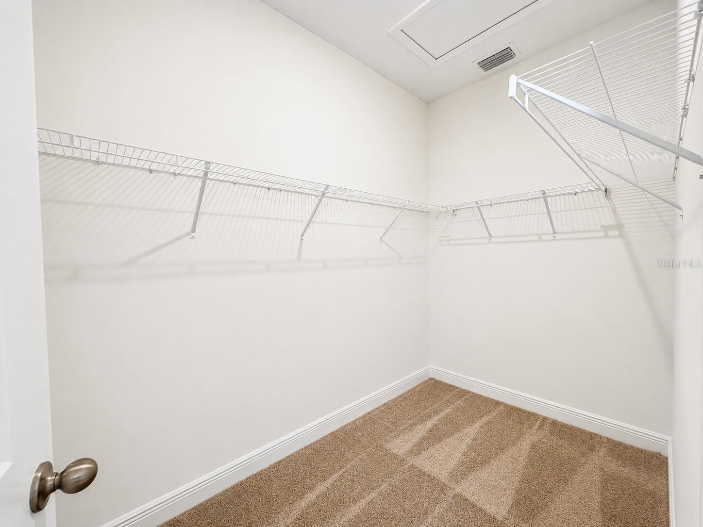 2244 Axel St Property Photo 16