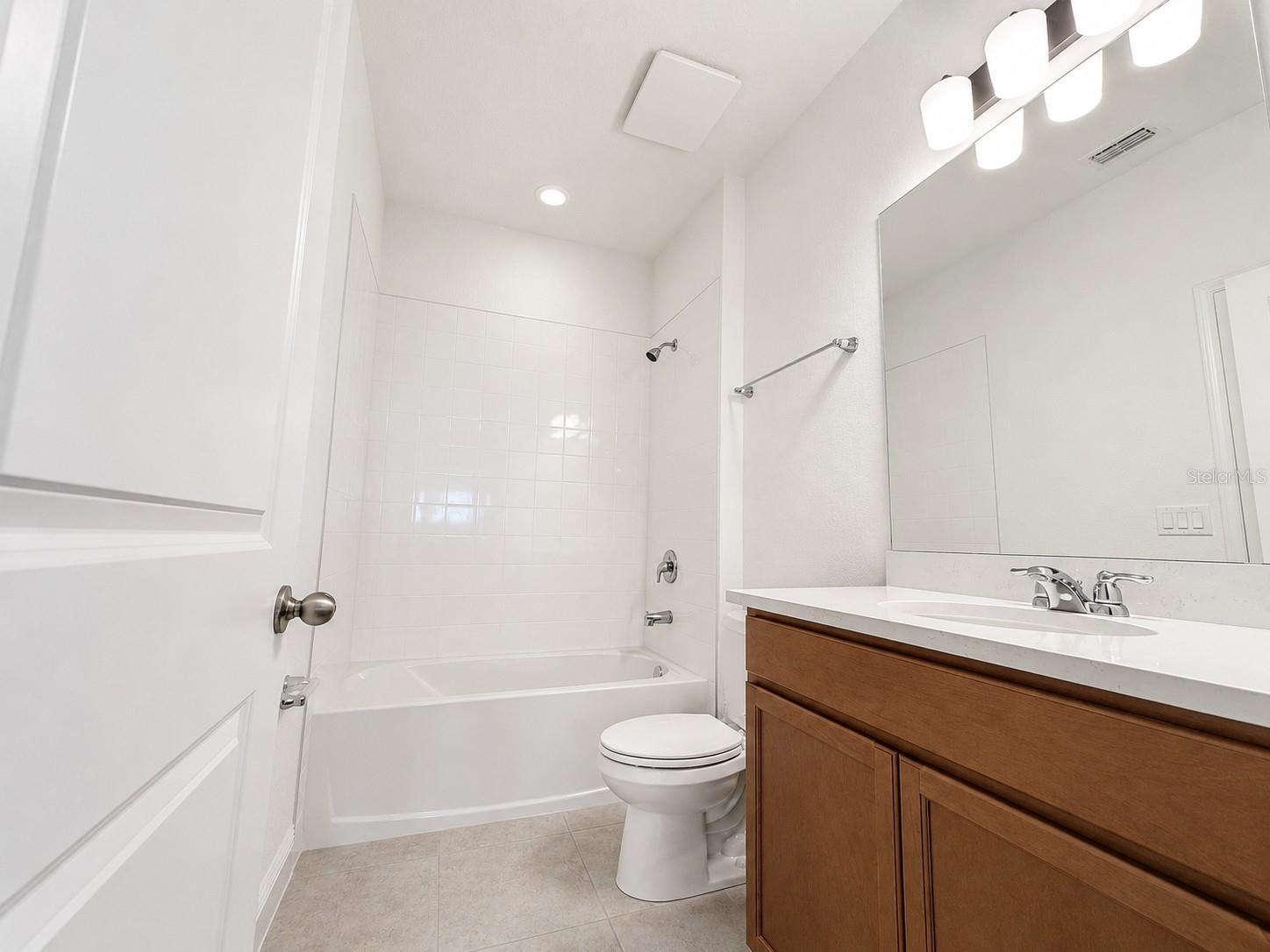 2244 Axel St Property Photo 23