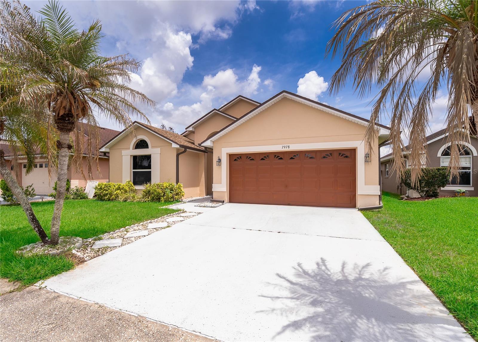 7978 ELMSTONE CIR