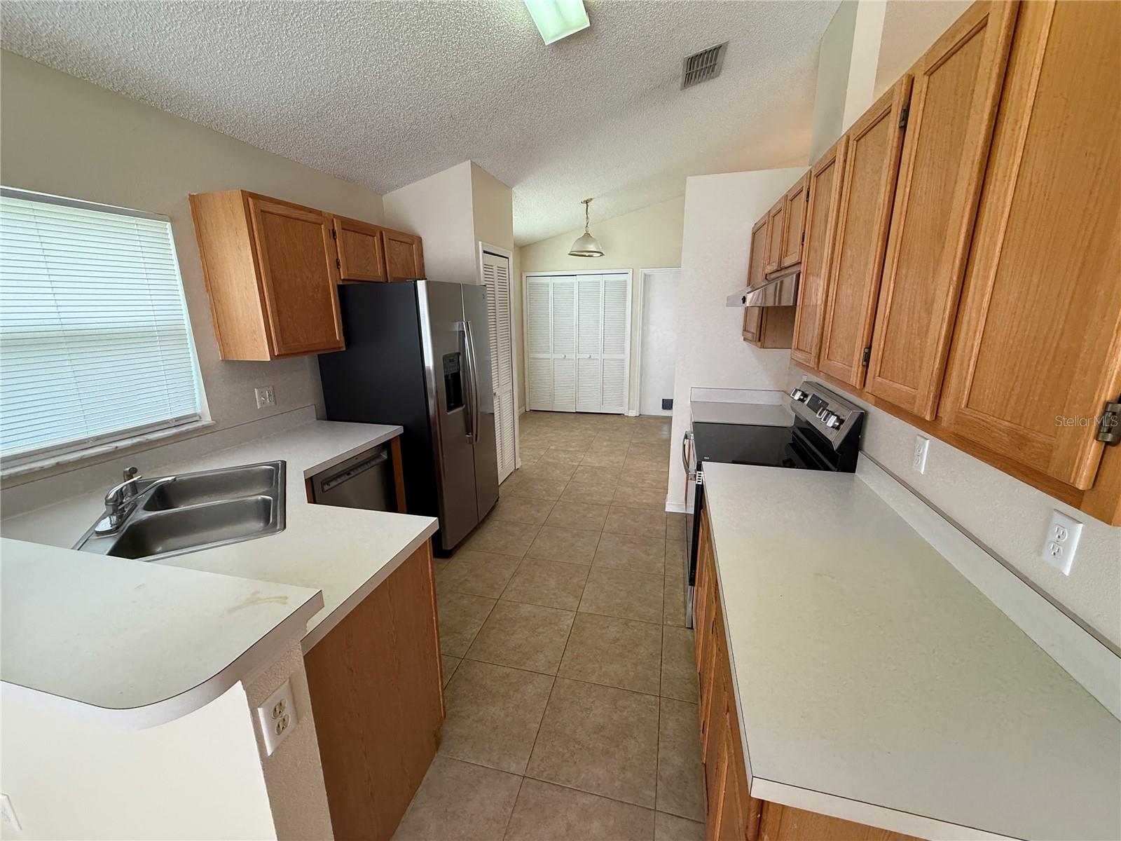 113 Prairie Dune Way Property Photo 3