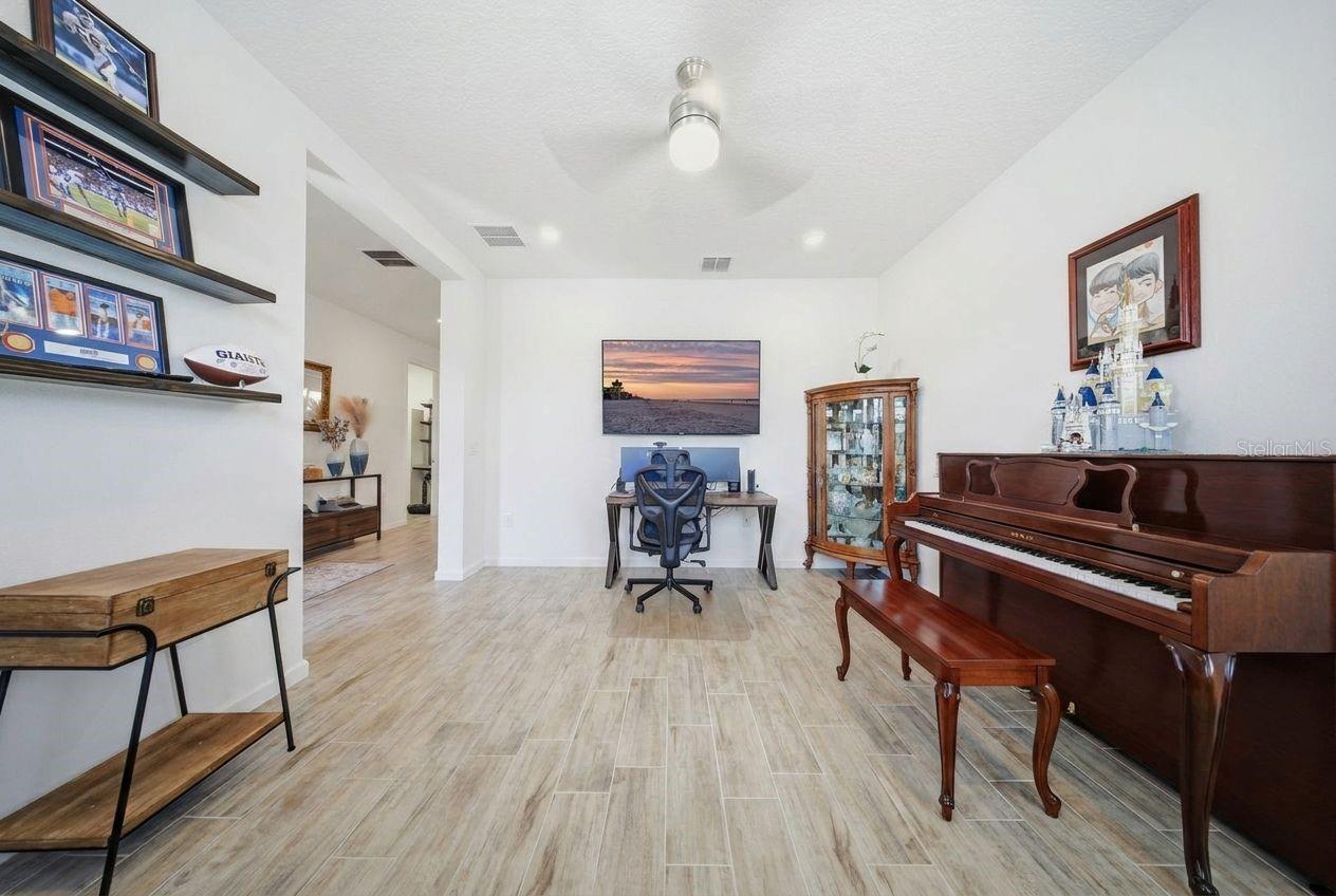 17932 Passionflower Cir Property Photo 6
