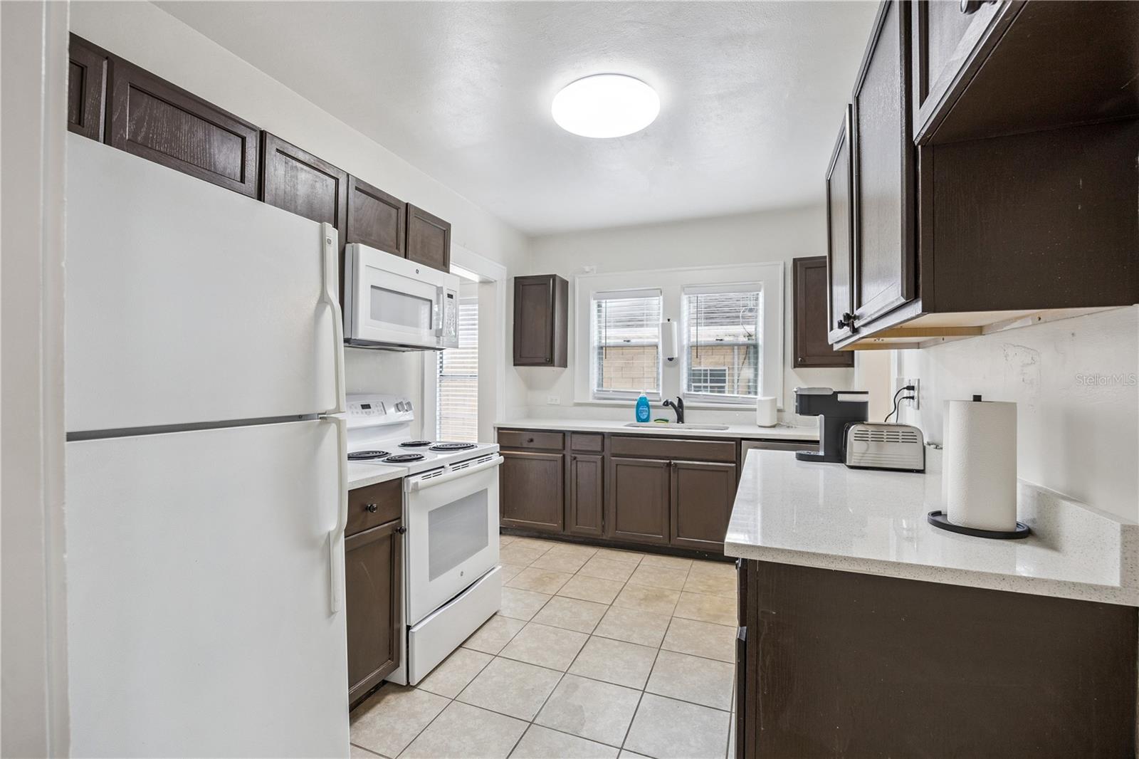 25 E Pinecrest Ave Property Photo 13