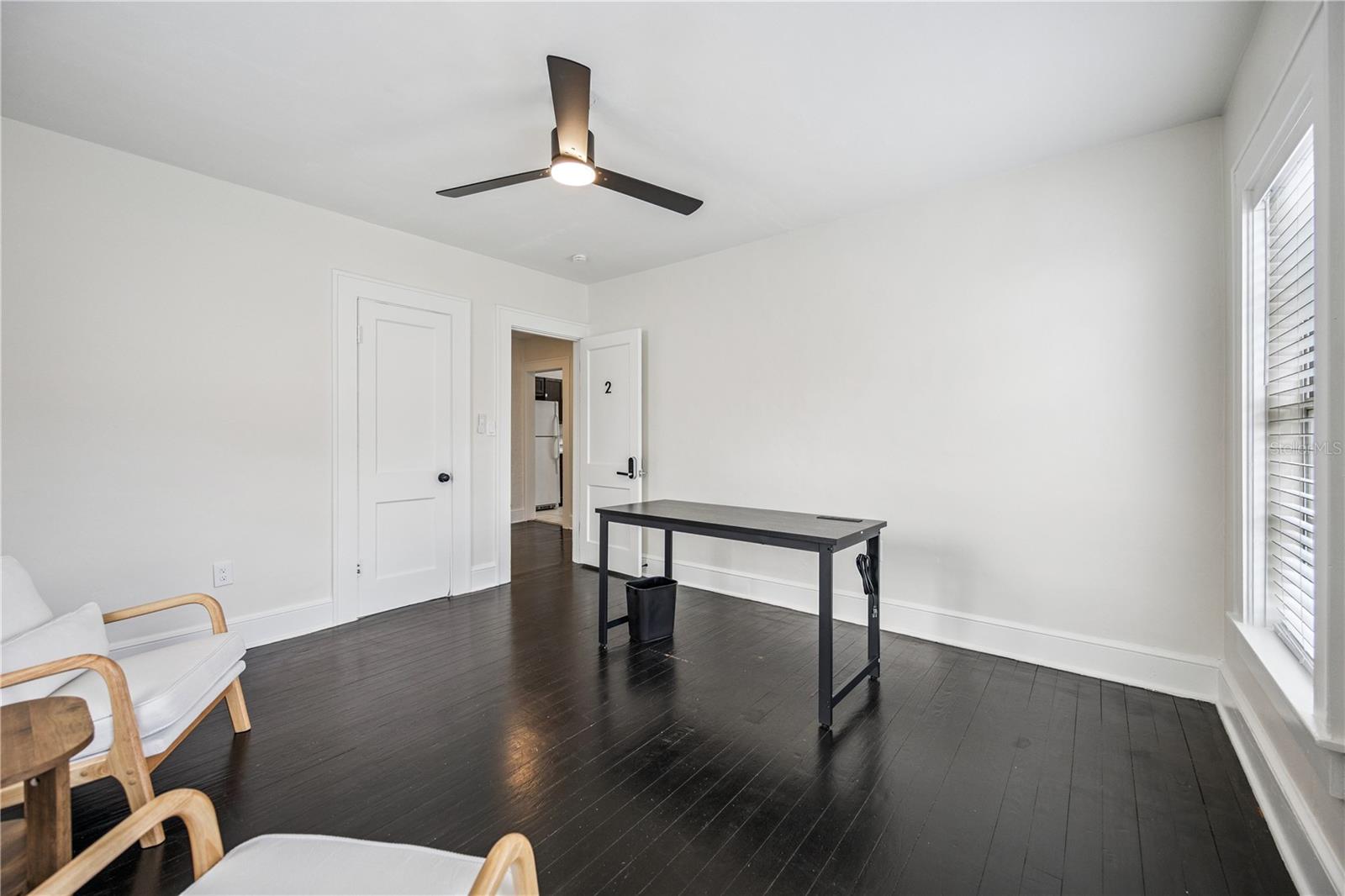 25 E Pinecrest Ave Property Photo 28