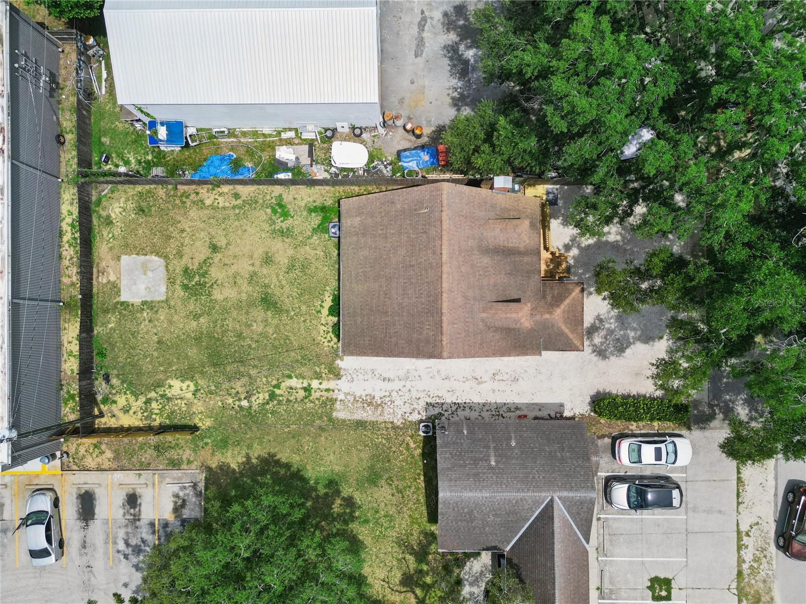 25 E Pinecrest Ave Property Photo 37