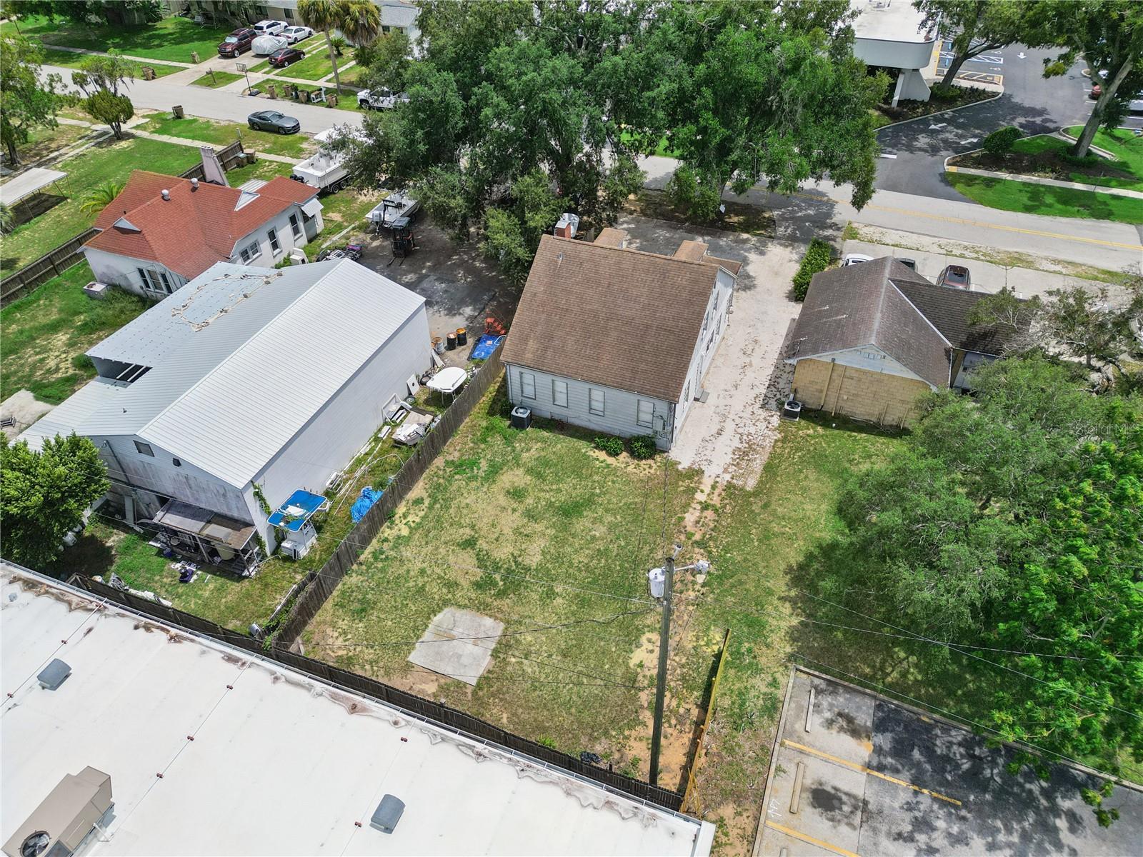 25 E Pinecrest Ave Property Photo 40