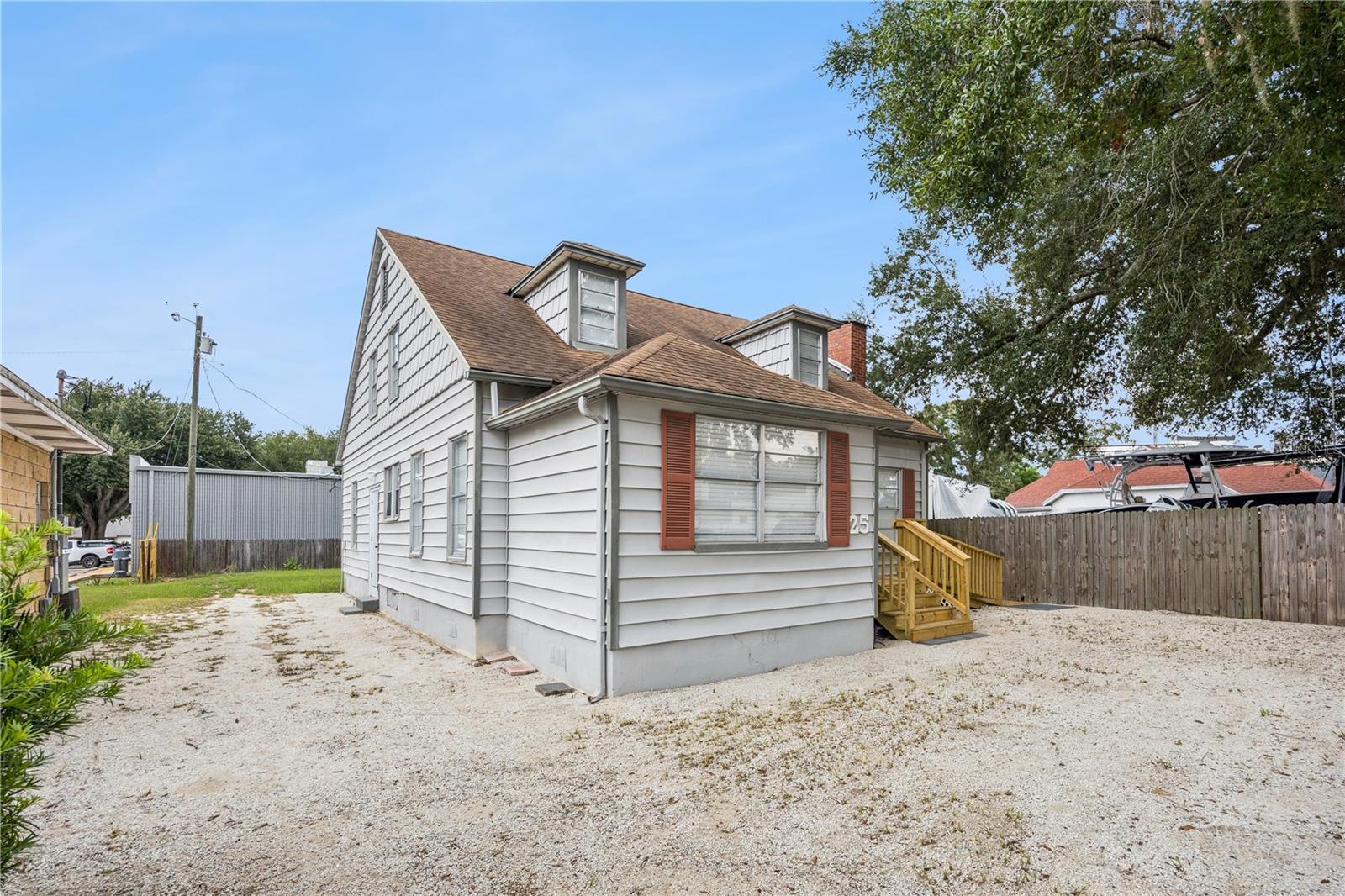 25 E Pinecrest Ave Property Photo 49
